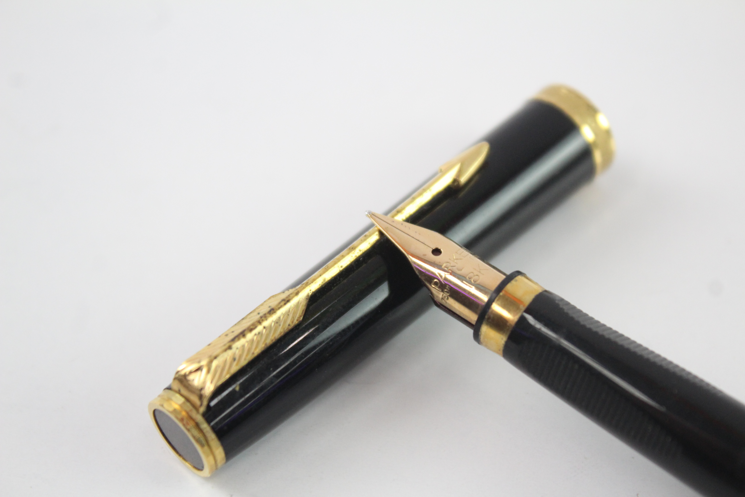 Vintage Parker Premiere Black Cased Fountain Pen 18ct Gold Nib WRITING ...