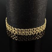 Aufwendig ausgearbeitetes Armband, 333/8k Gelbgold (punziert), 17,46g, Friedrich Binder Mannheim, S