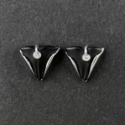 Design Ohrstecker, 585/14k Weißgold (punziert), Gesamtgewicht 3,83g, mittig je kleiner Brillant von