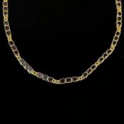 Granatcollier, 333/8k Gelbgold (punziert), Gesamtgewicht 16,25g, insgesamt besetzt mit 63 Granaten,