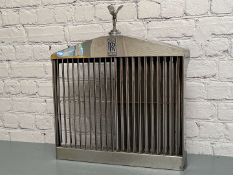ROLLS ROYCE, Silver Shadow, chrome grille and mascot