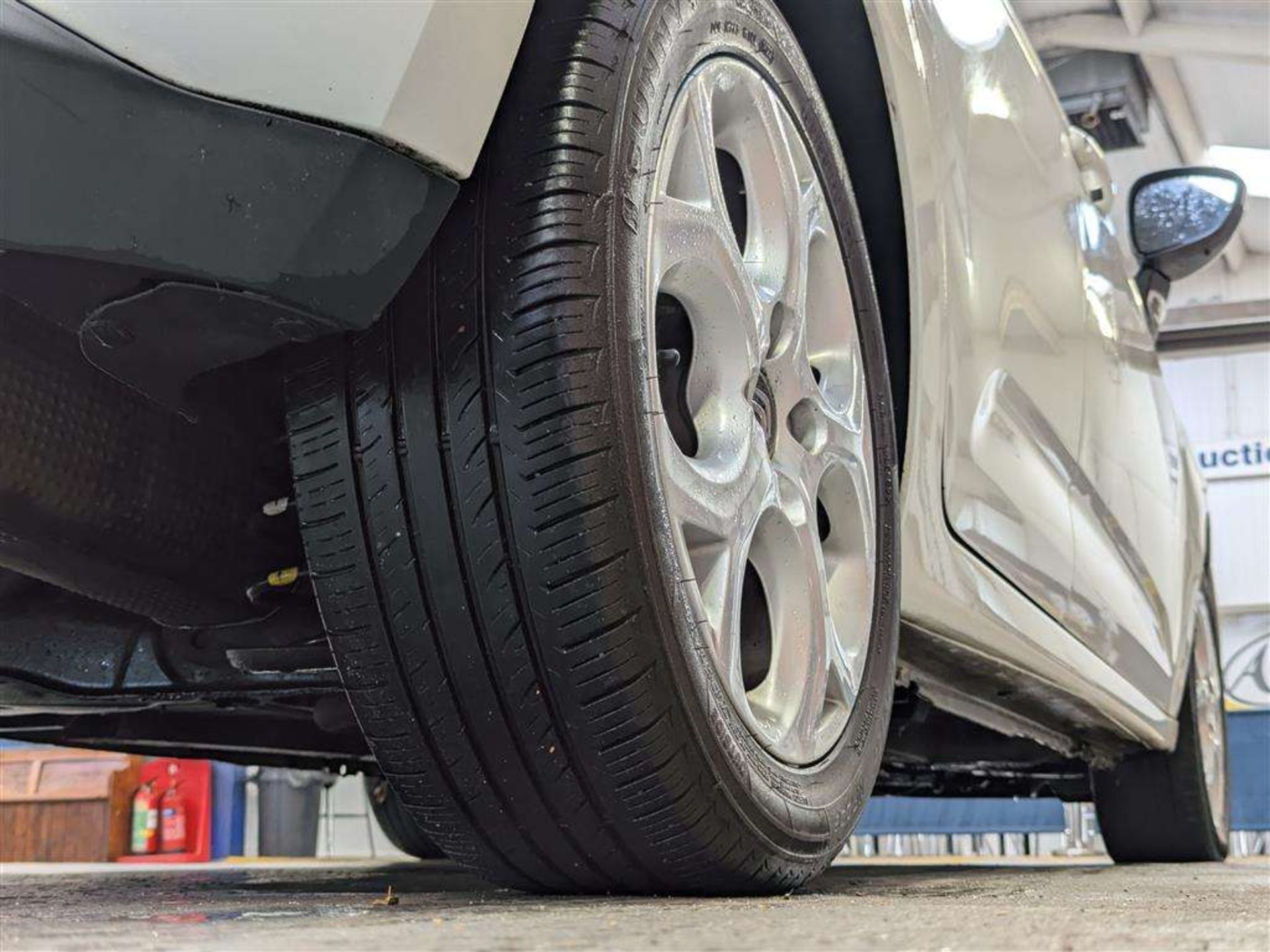 2012 CITROEN C3 WHITE - Image 13 of 30