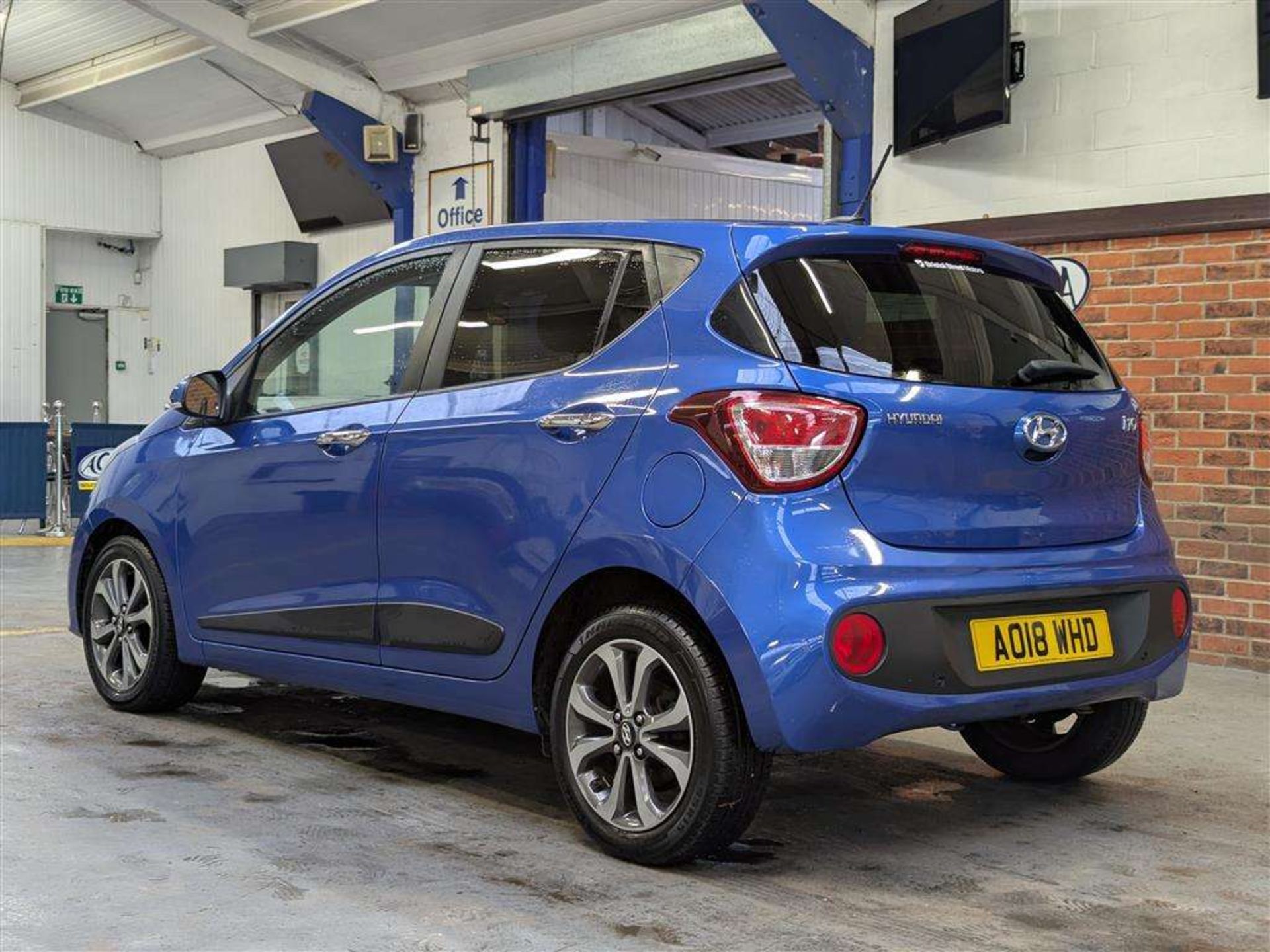 2018 HYUNDAI I10 PREMIUM SE - Image 4 of 27