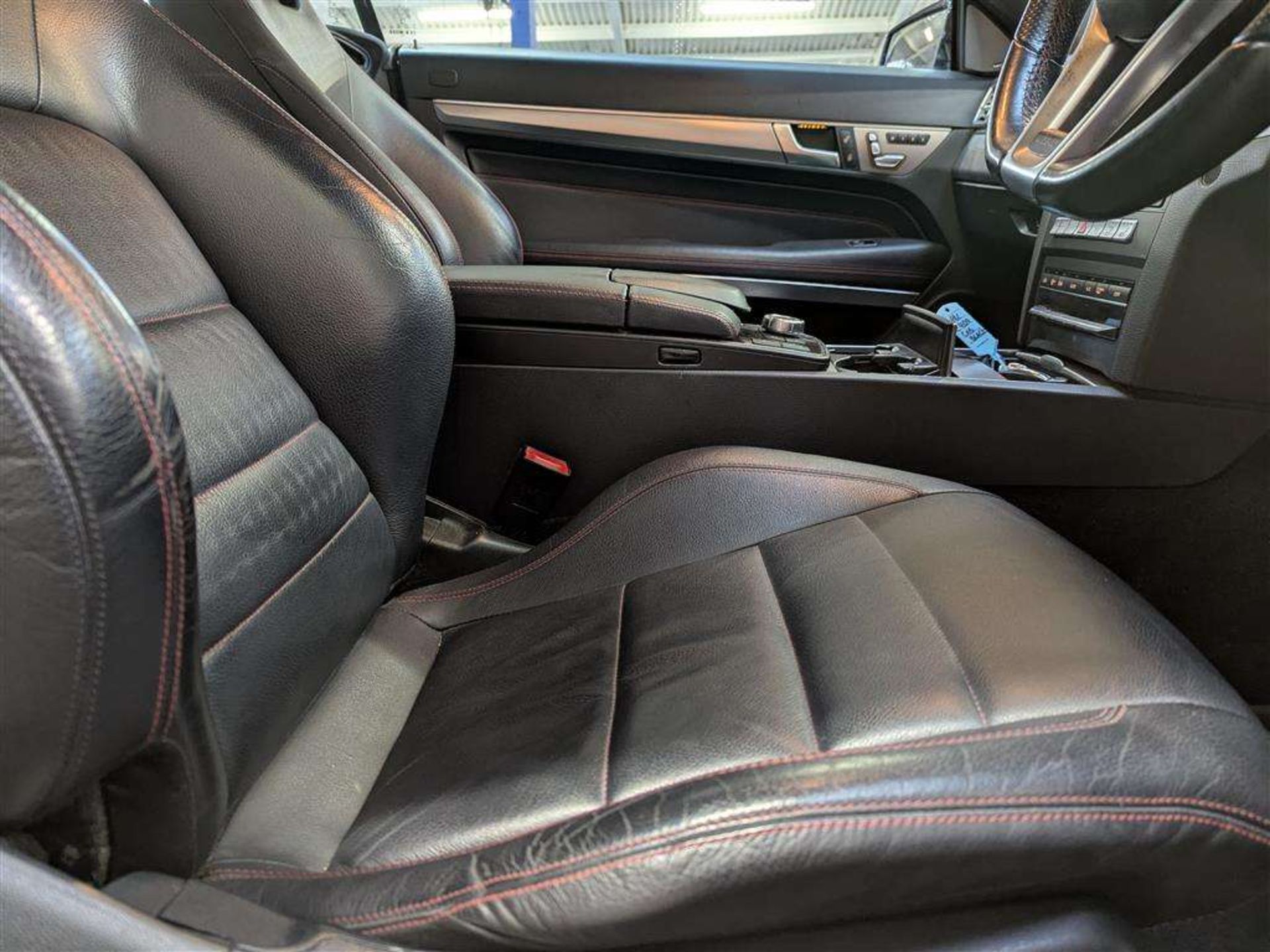 2015 MERCEDES-BENZ E400 AMG LINE AUTO - Image 20 of 26