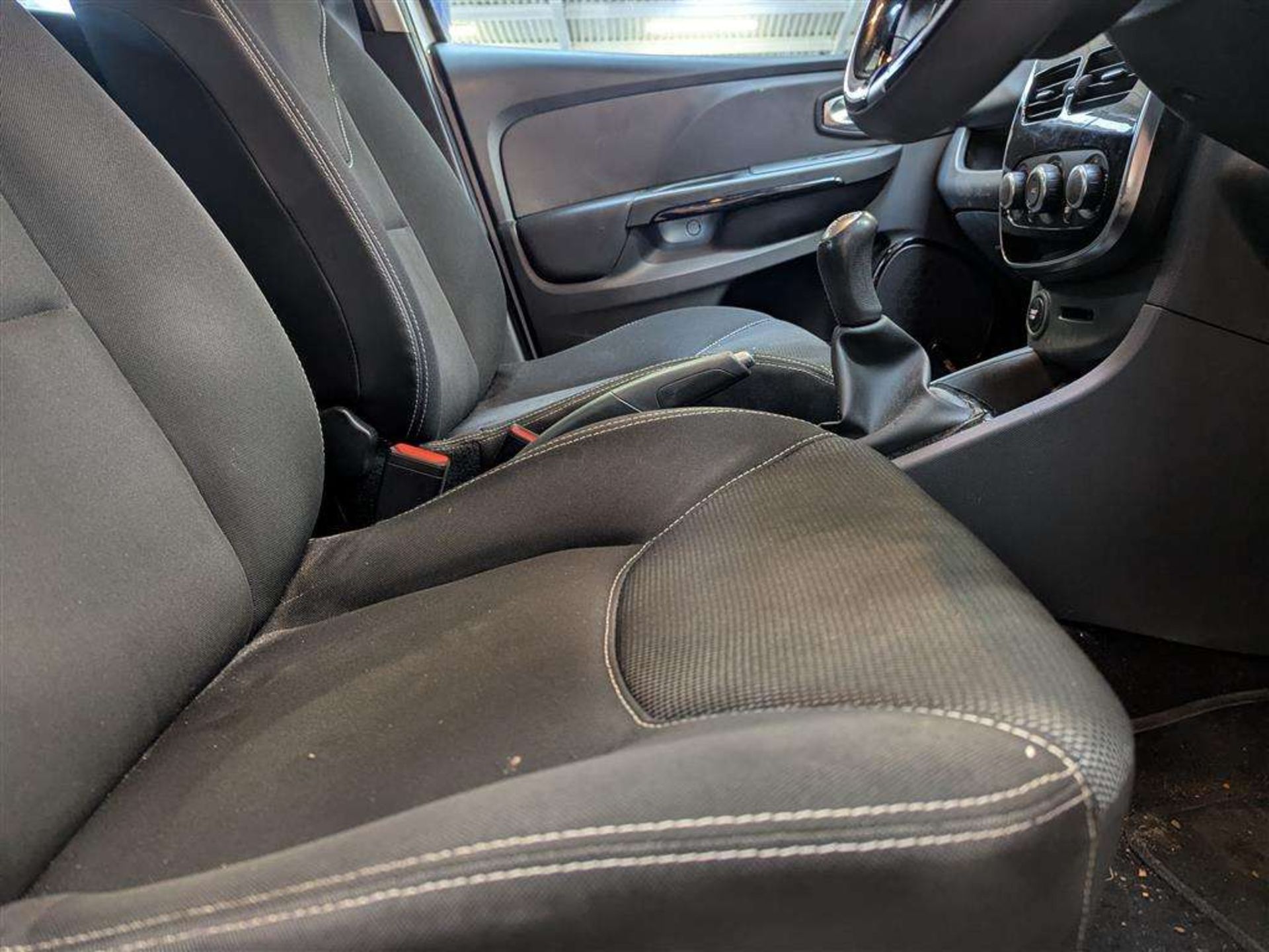 2015 RENAULT CLIO D-QUEM-NAV NRG DCIEC - Image 15 of 28