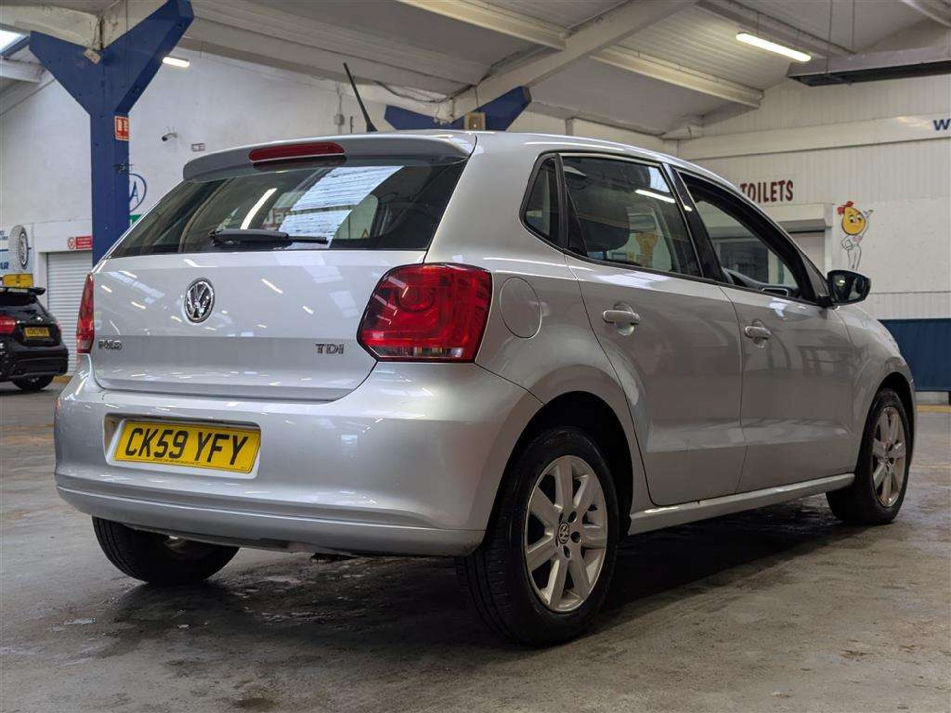 2009 VOLKSWAGEN POLO SE TDI 75 - Image 6 of 30