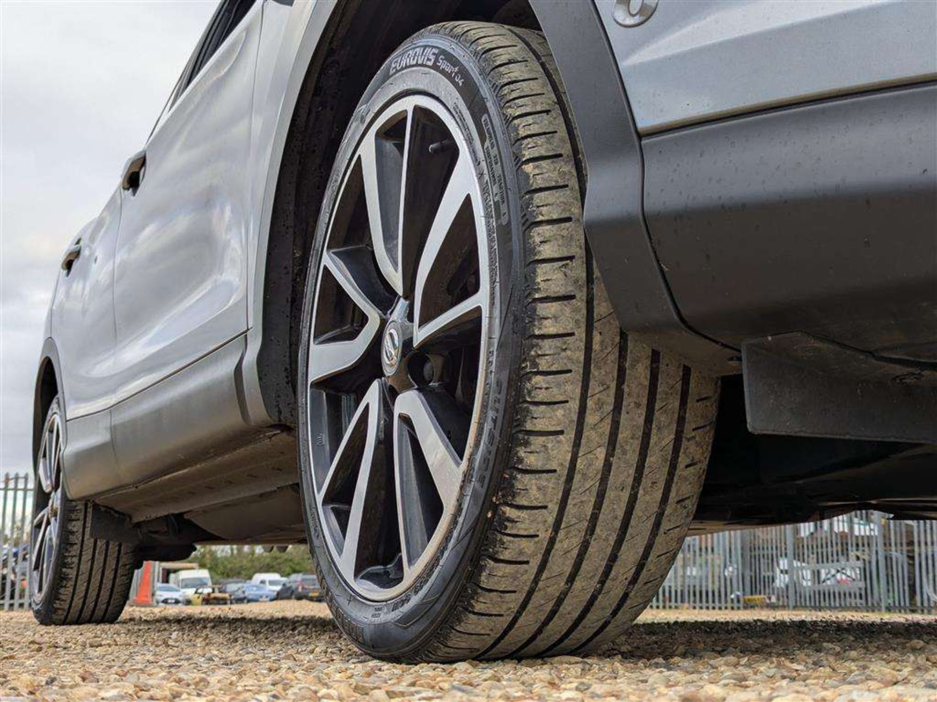2017 NISSAN QASHQAI TEKNA DCI - Image 14 of 28