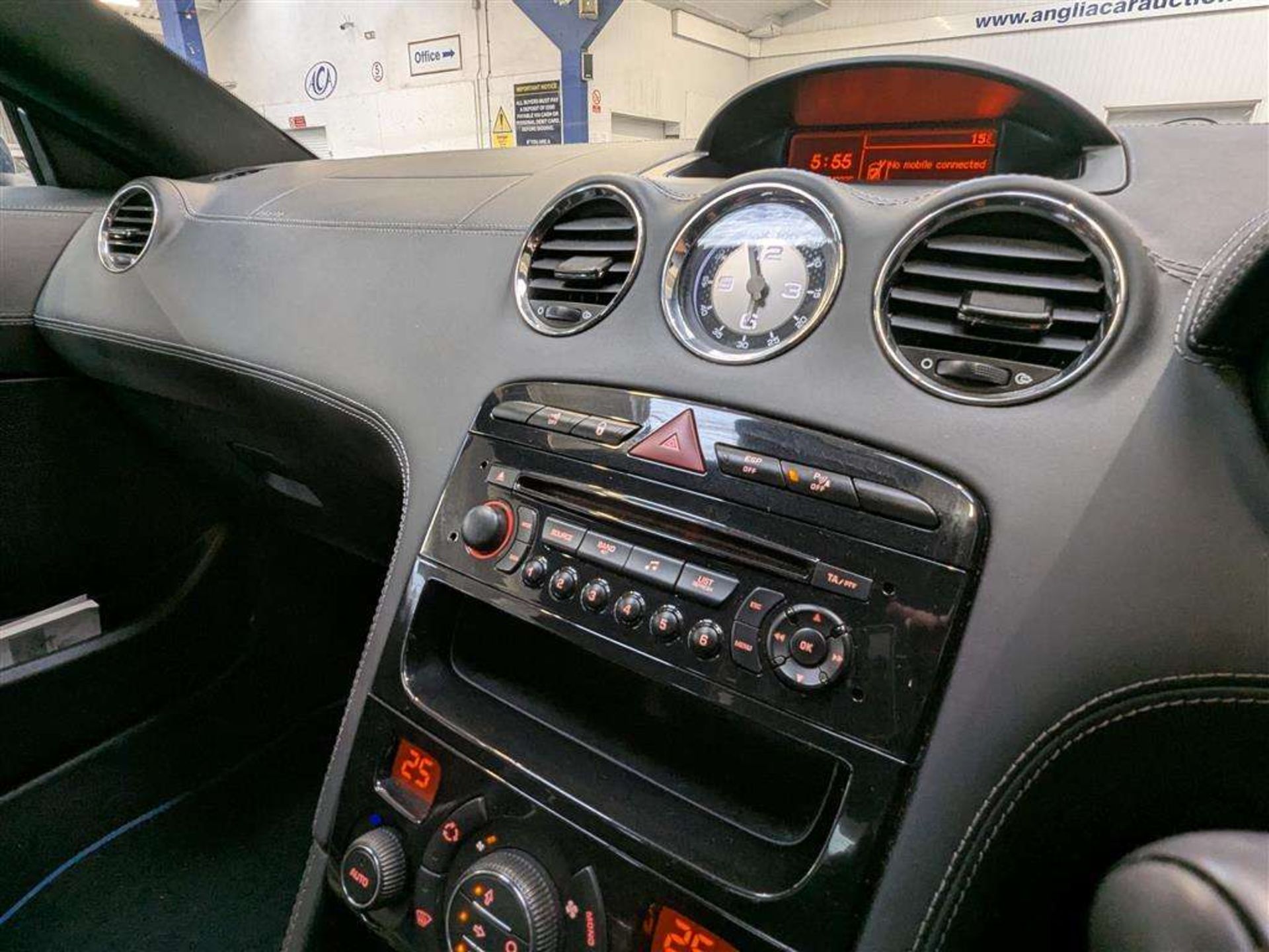 2012 PEUGEOT RCZ GT HDI - Image 18 of 29