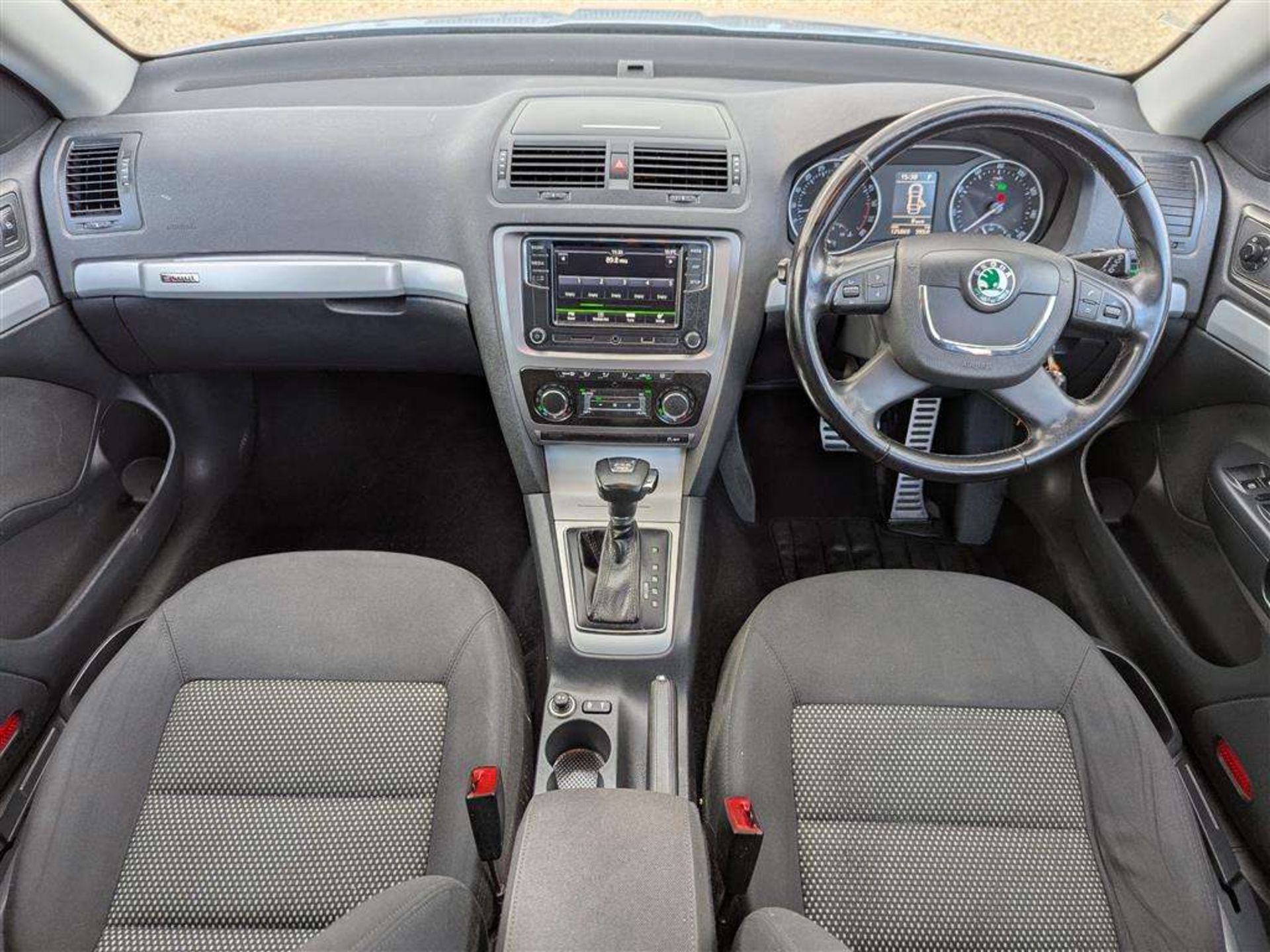 2011 SKODA OCTAVIA SCOUT TDI CR S-A - Image 7 of 30