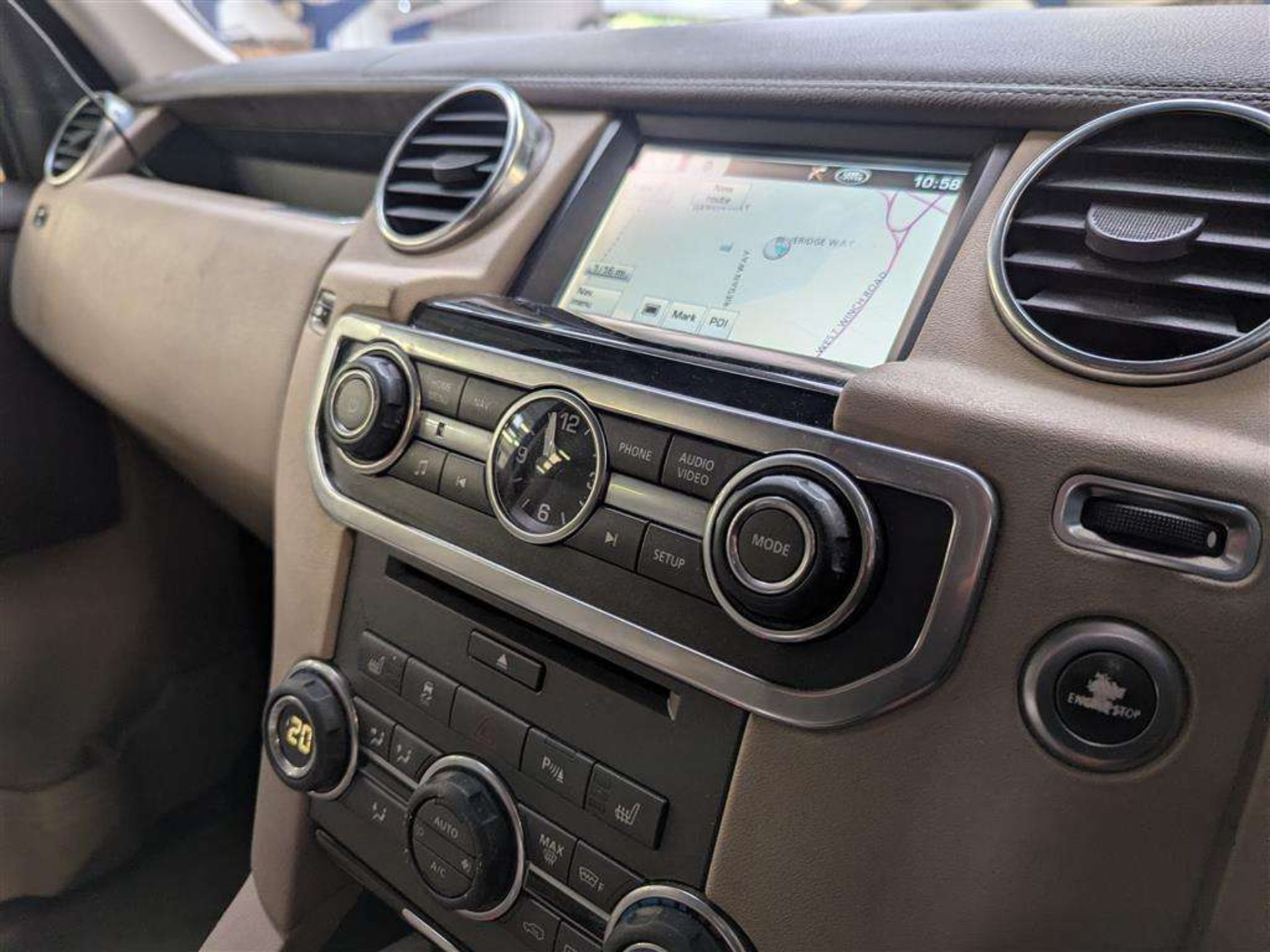 2011 LAND ROVER DISCOVERY HSE SDV6 AUTO - Image 51 of 54