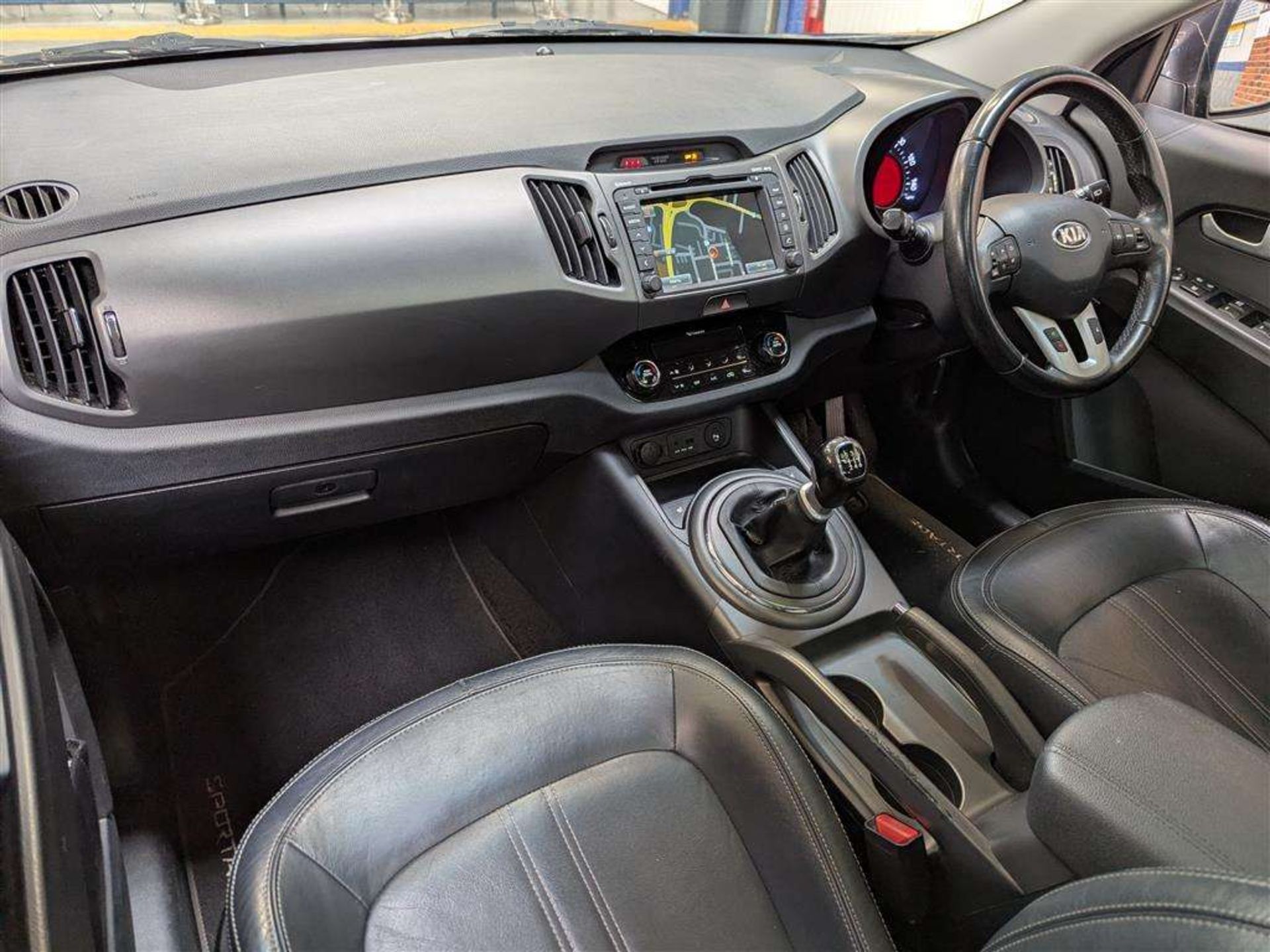 2013 KIA SPORTAGE 3 SAT NAV CRDI - Image 10 of 30
