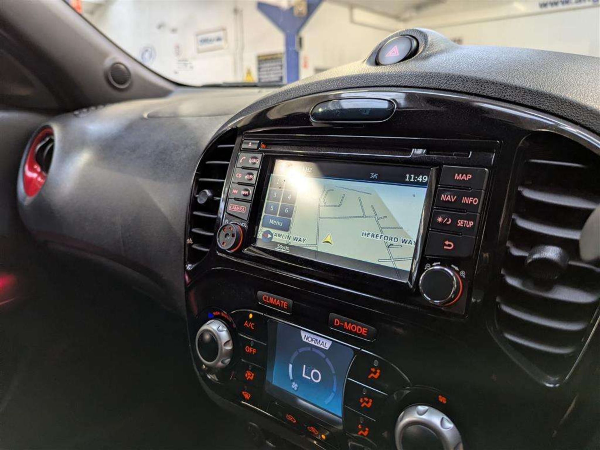 2016 NISSAN JUKE N-CONNECTA DIG-T - Image 12 of 28