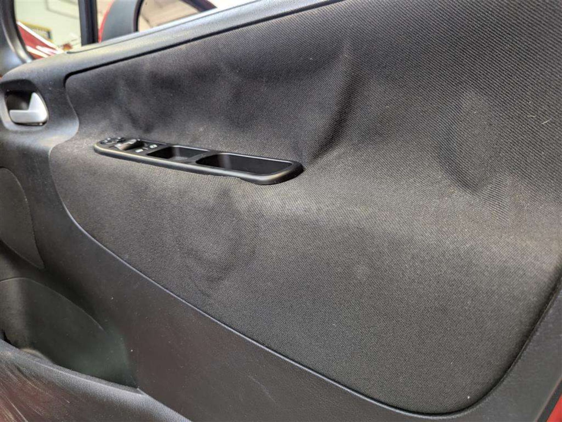 2009 PEUGEOT 207 VERVE - Image 18 of 28