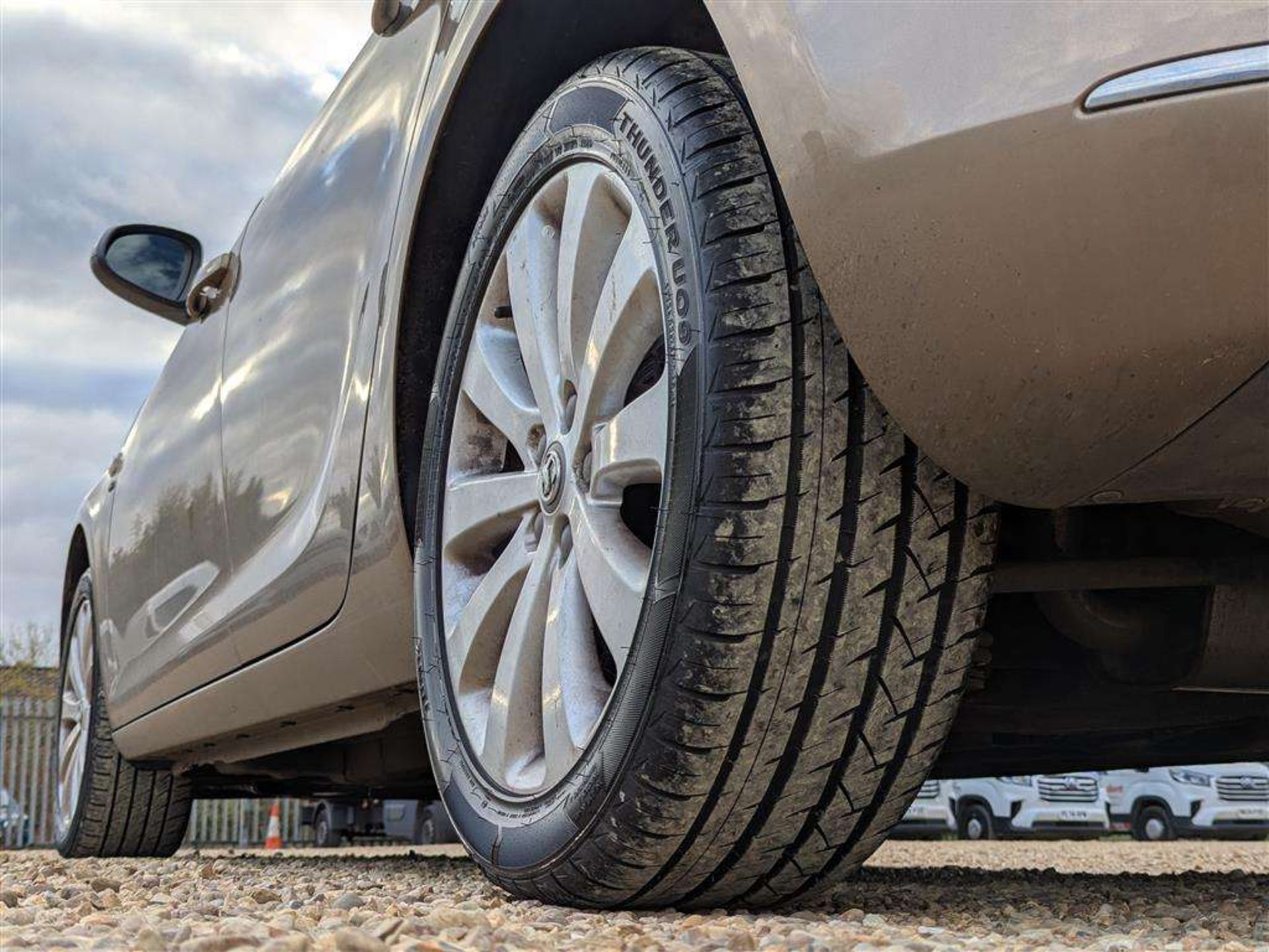 2014 VAUXHALL ASTRA ELITE - Image 10 of 27