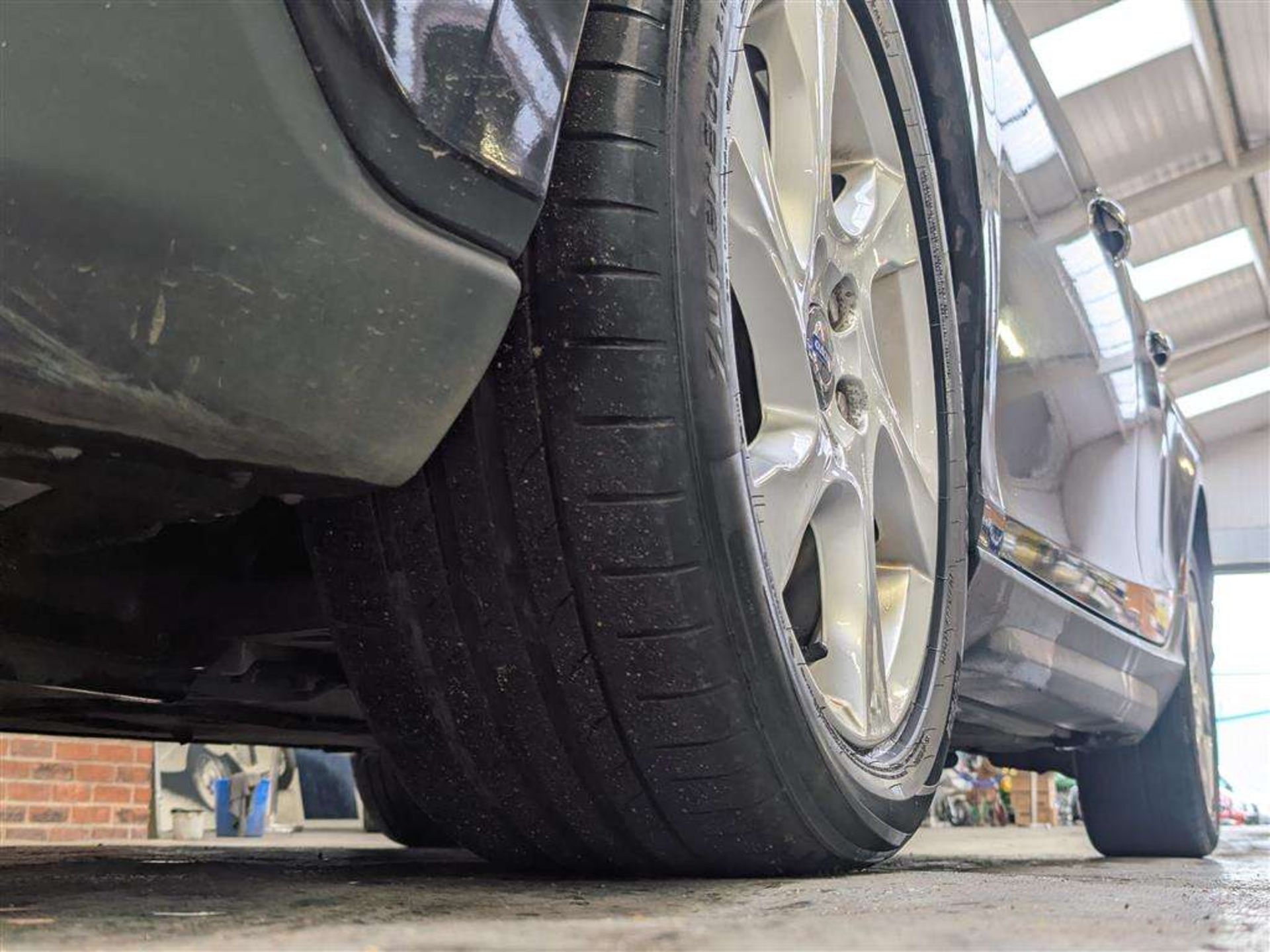 2013 VOLVO V40 CROSS COUNTRY LUX D2 - Image 10 of 29