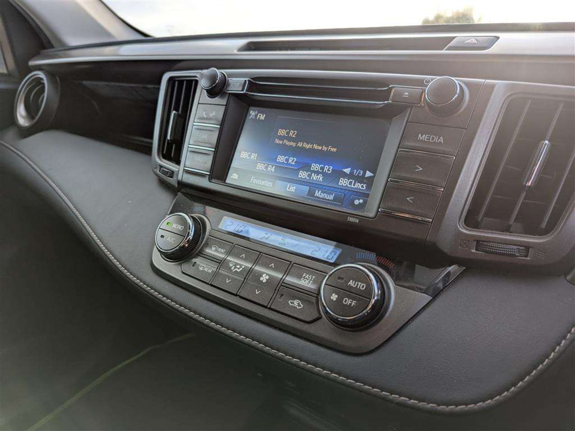 2014 TOYOTA RAV4 ICON D-4D 4X2 - Image 20 of 27