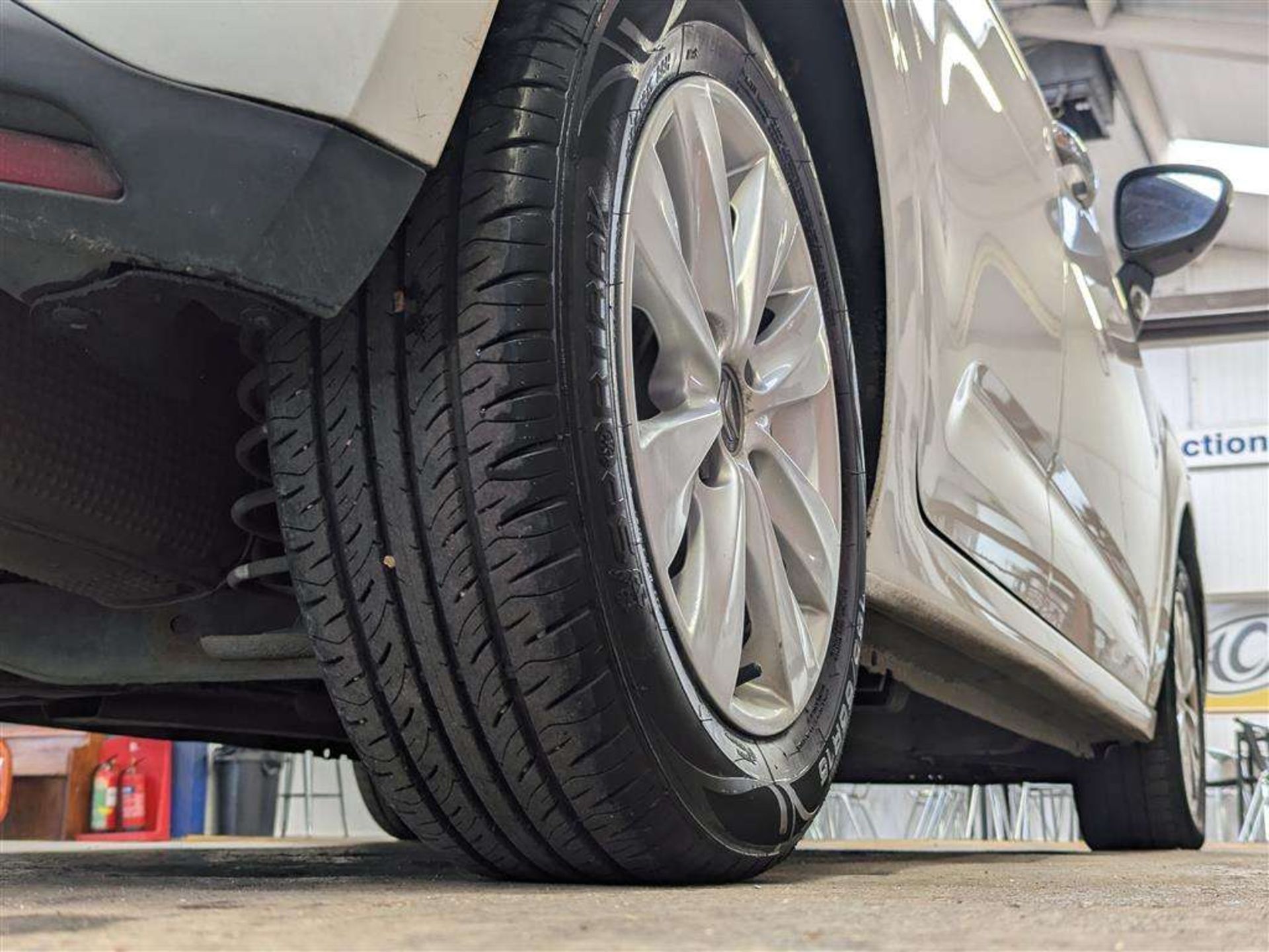 2014 CITROEN C3 VTR + - Image 13 of 28