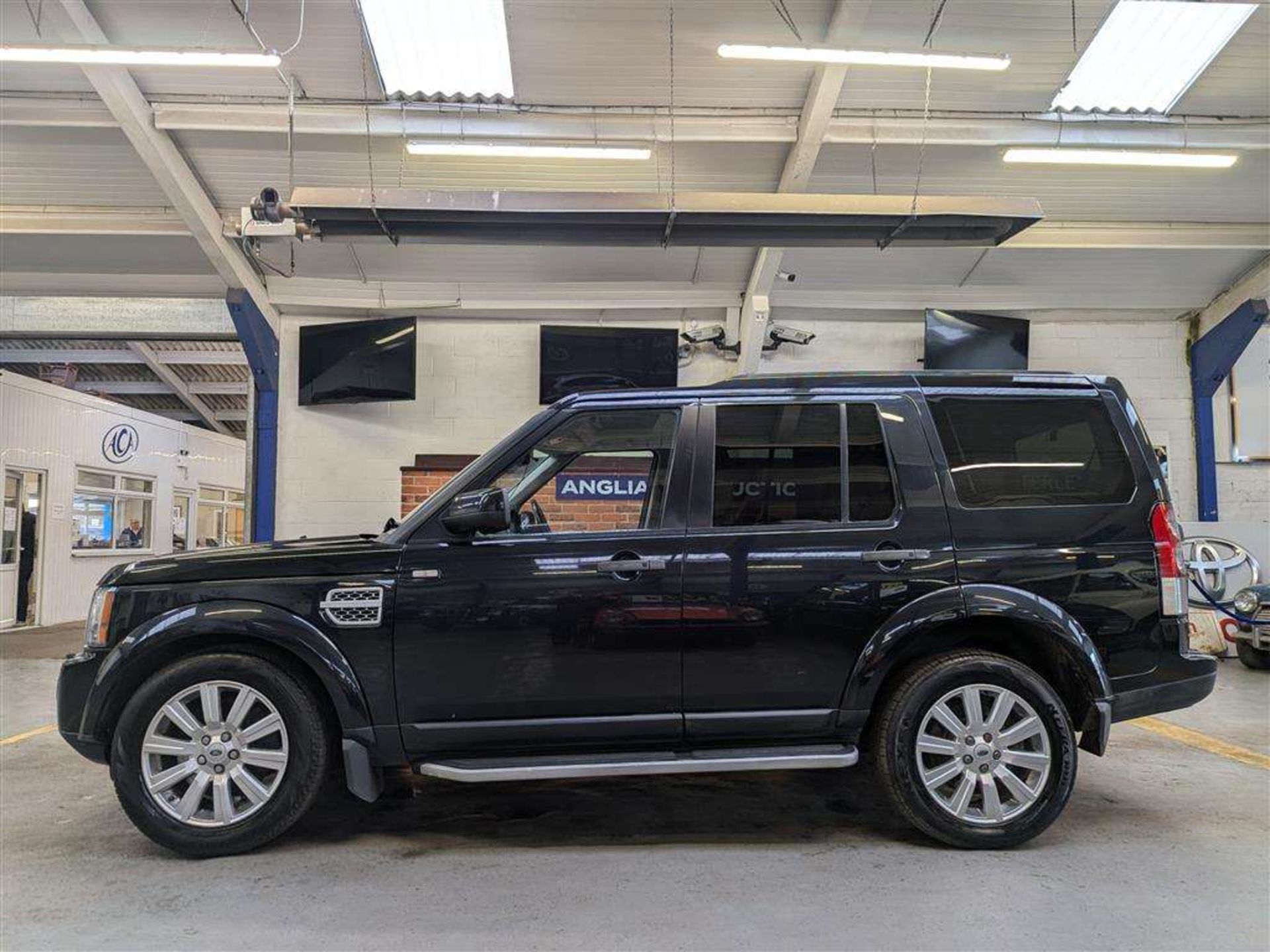 2011 LAND ROVER DISCOVERY HSE SDV6 AUTO - Image 2 of 54