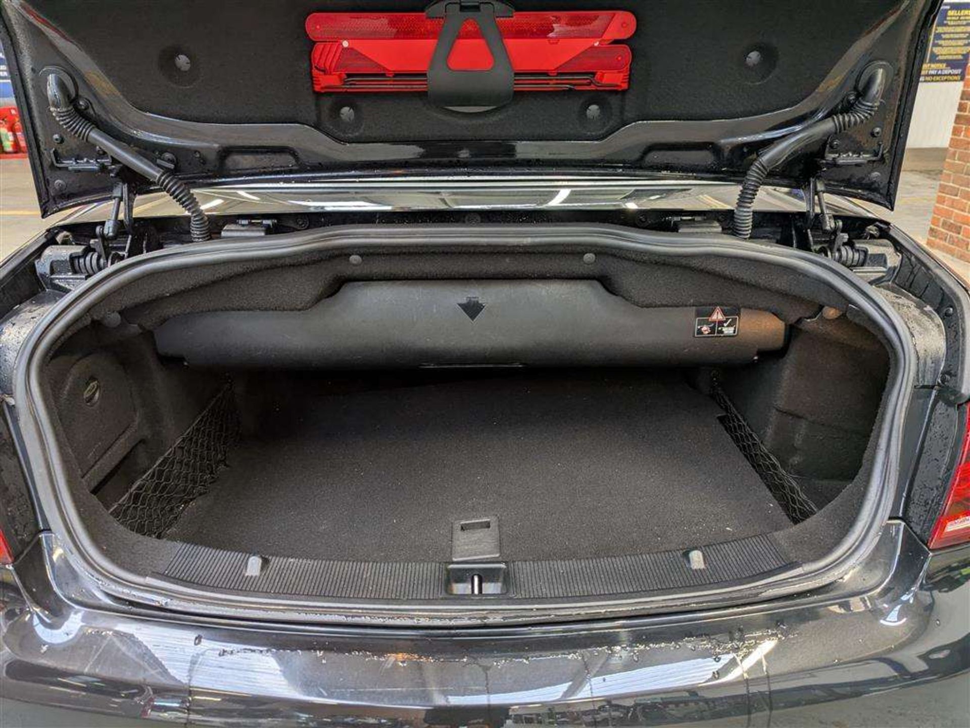 2015 MERCEDES-BENZ E400 AMG LINE AUTO - Image 10 of 26