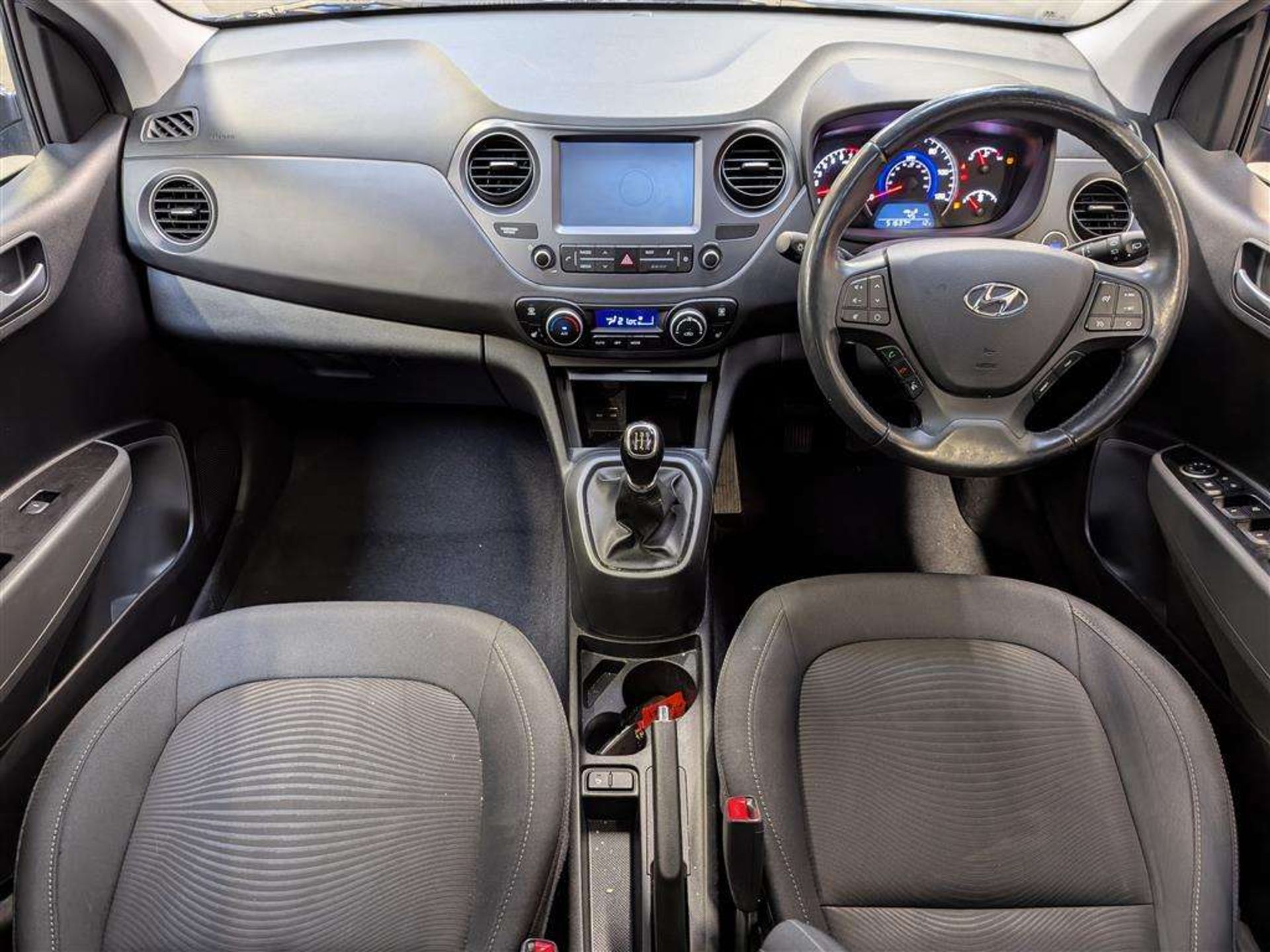 2018 HYUNDAI I10 PREMIUM SE - Image 7 of 27