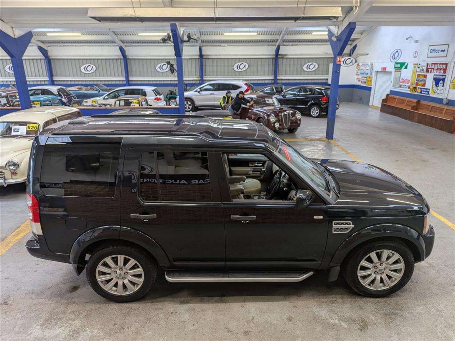 2011 LAND ROVER DISCOVERY HSE SDV6 AUTO - Image 24 of 54