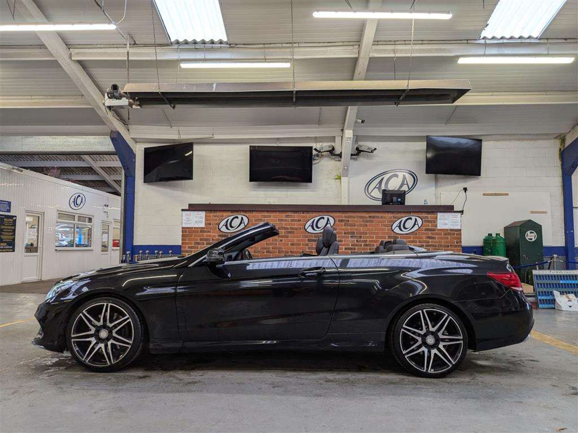 2015 MERCEDES-BENZ E400 AMG LINE AUTO - Image 2 of 26