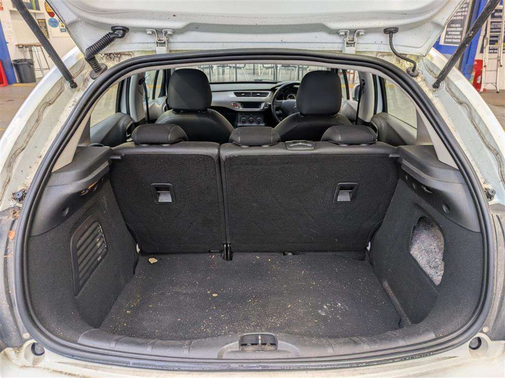 2014 CITROEN C3 VTR + - Image 8 of 28