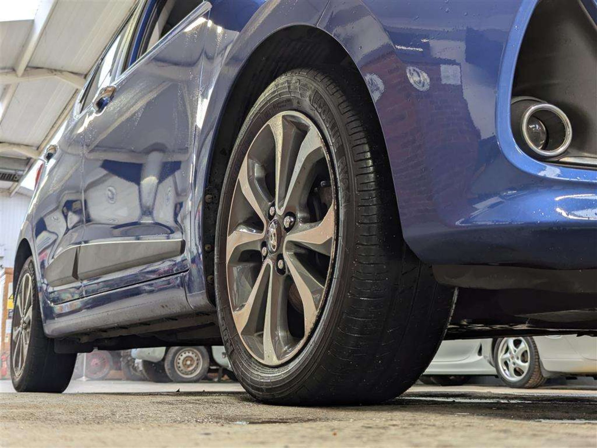 2018 HYUNDAI I10 PREMIUM SE - Image 9 of 27