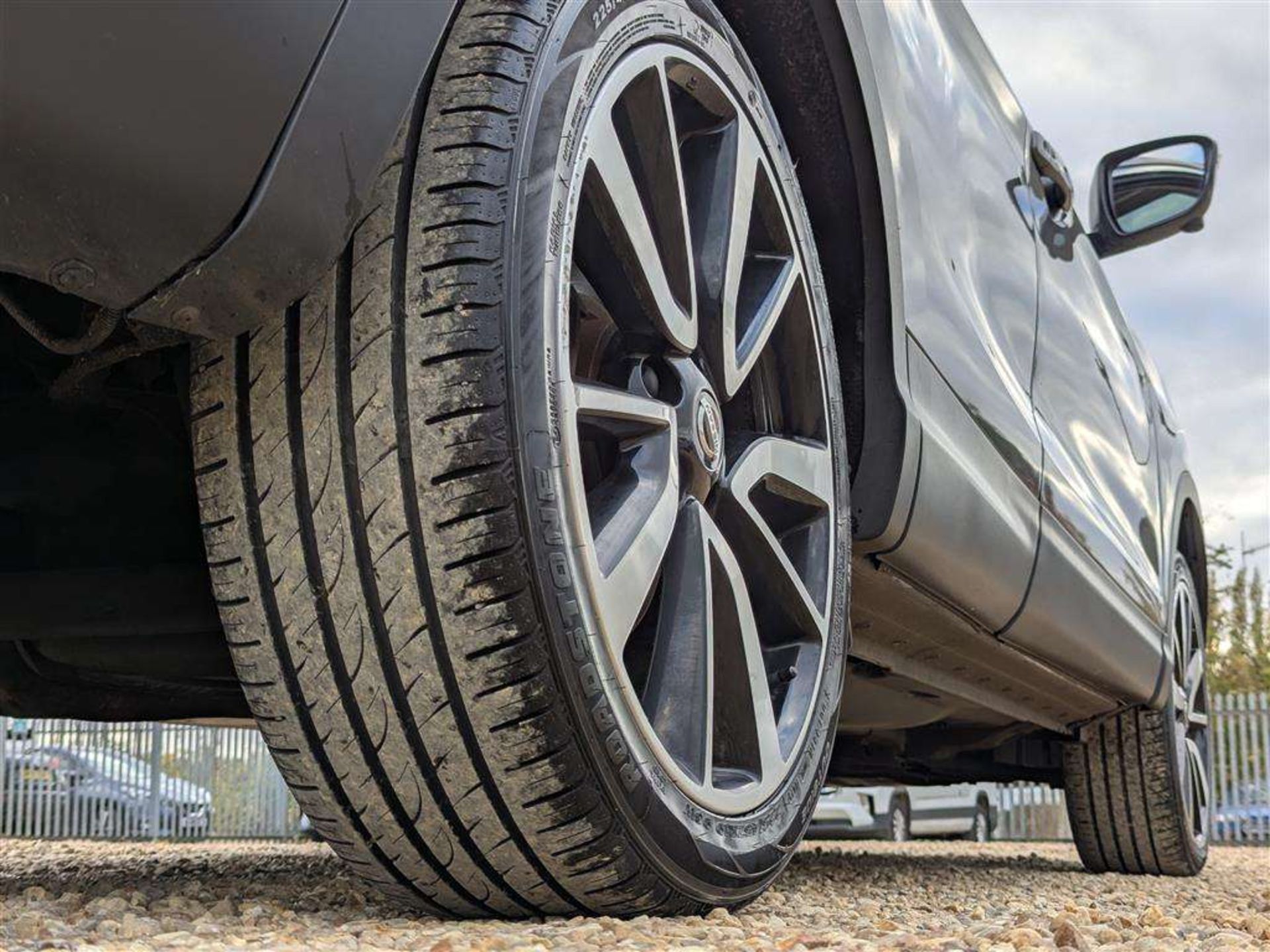 2017 NISSAN QASHQAI TEKNA DCI - Image 15 of 28