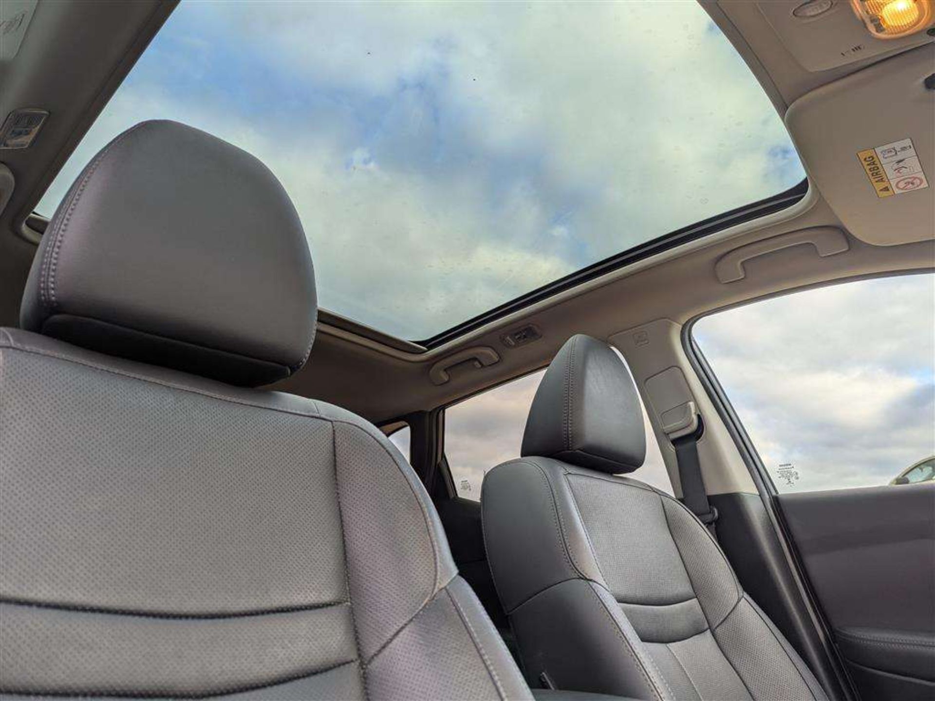 2017 NISSAN QASHQAI TEKNA DCI - Image 16 of 28