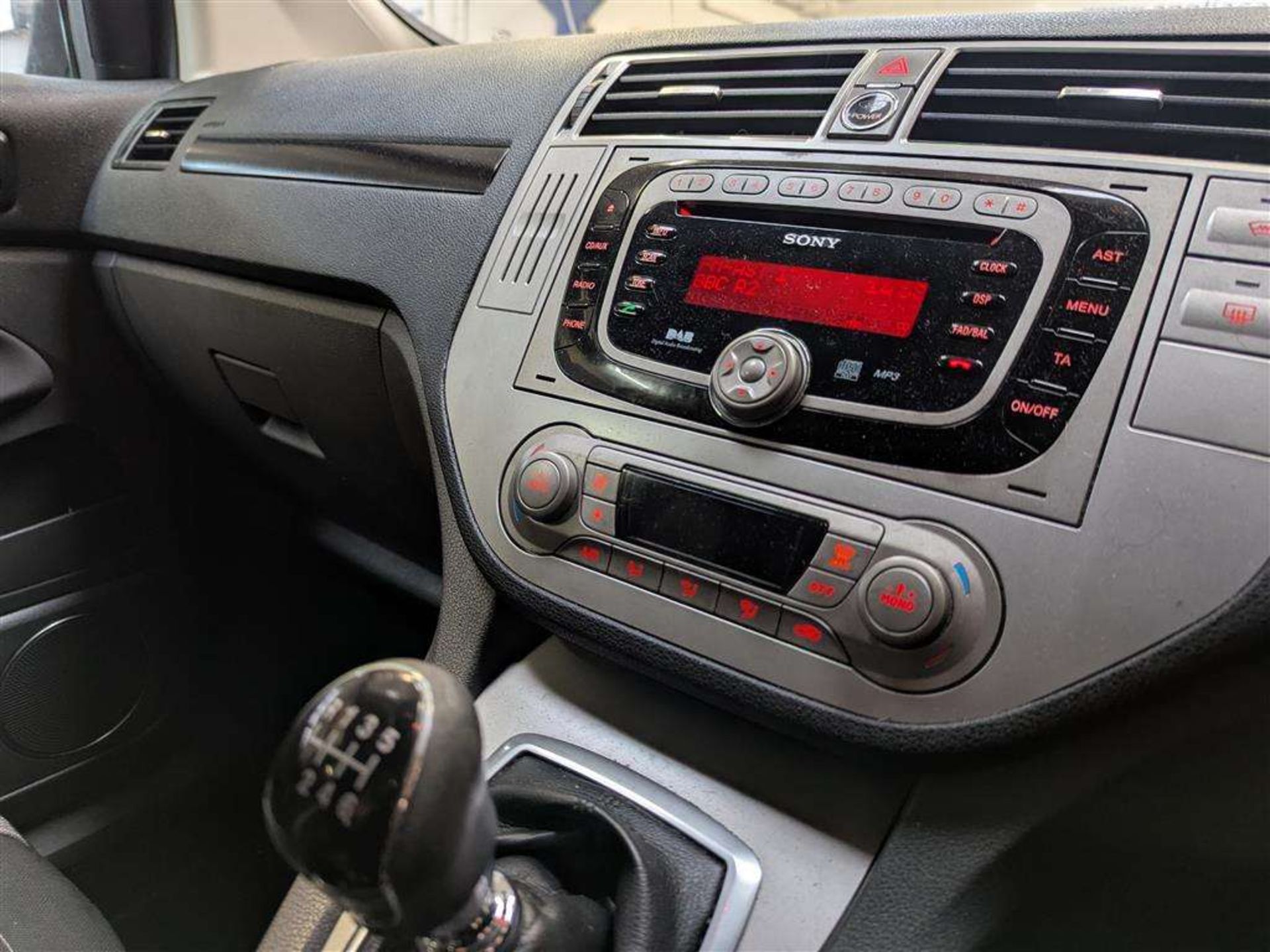 2012 FORD KUGA TITANIUM TDCI 163 - Image 18 of 30