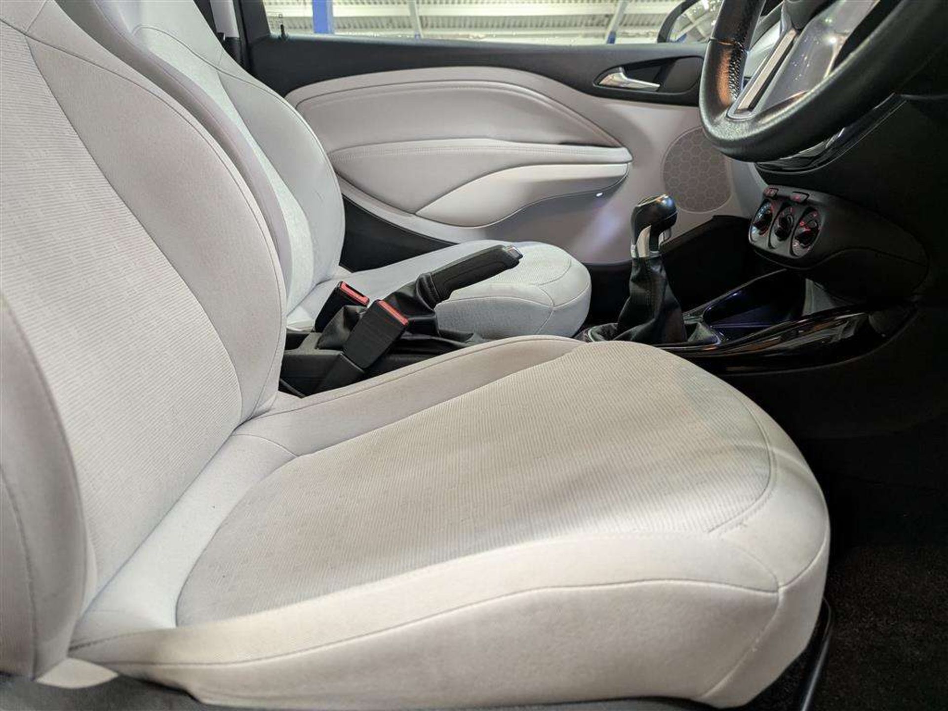 2015 VAUXHALL ADAM JAM - Image 12 of 28