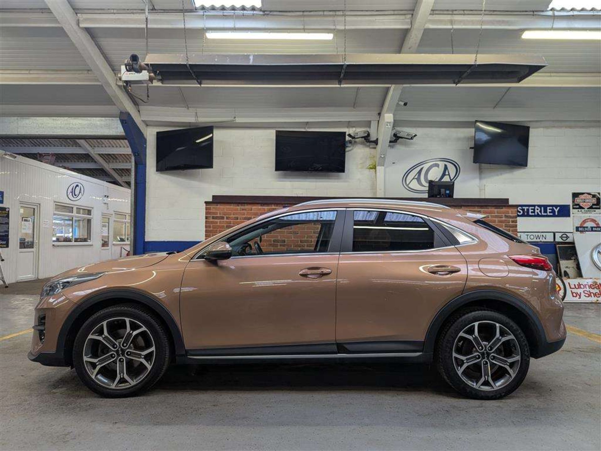 2021 KIA XCEED 3 ISG - Image 2 of 27