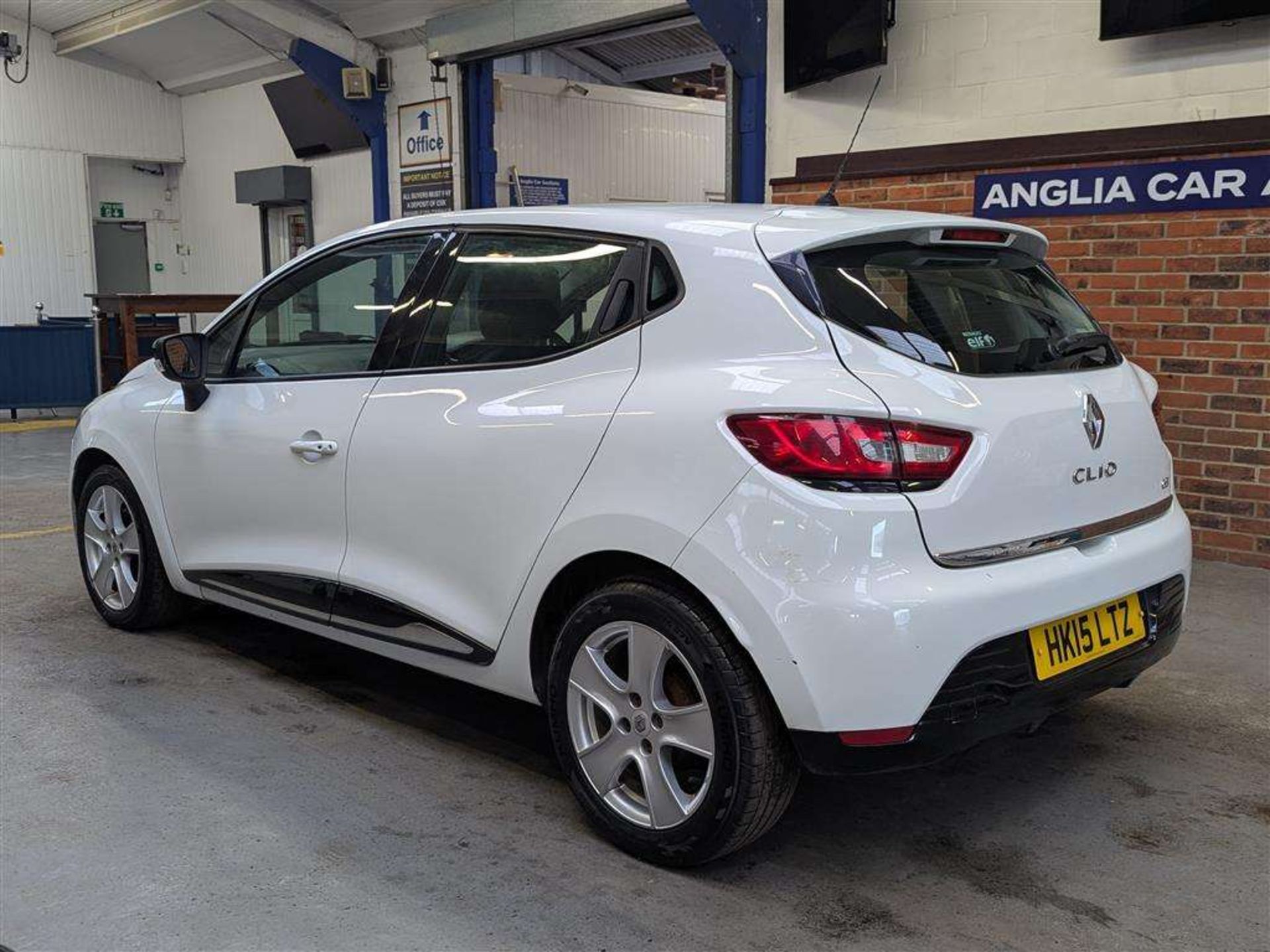 2015 RENAULT CLIO D-QUEM-NAV NRG DCIEC - Image 4 of 28