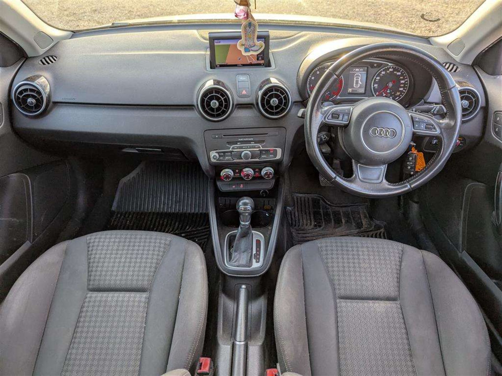 2014 AUDI A1 SPORT TFSI S-A - Image 7 of 26