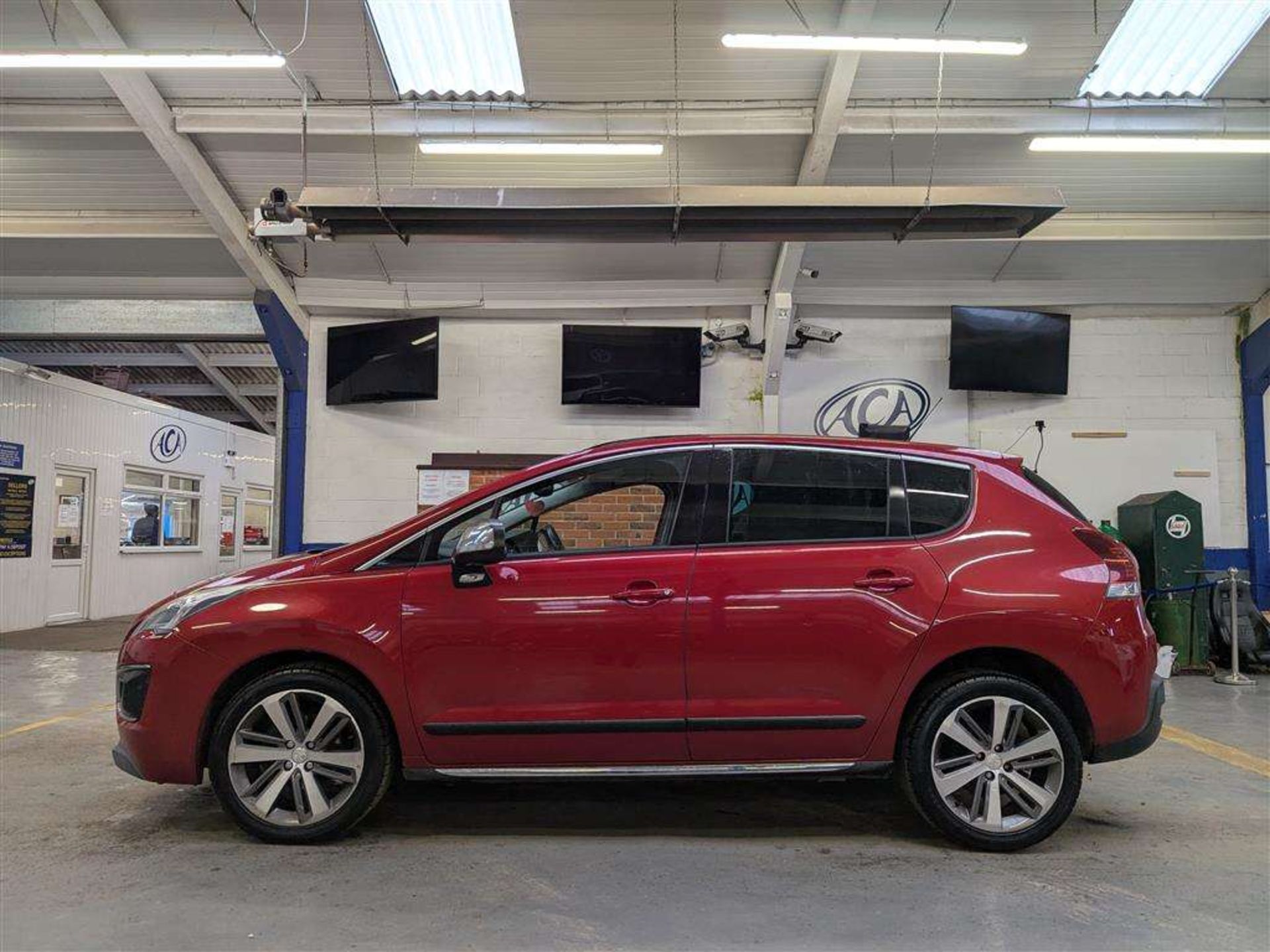 2015 PEUGEOT 3008 ALLURE PURE TECH S/S - Image 2 of 29