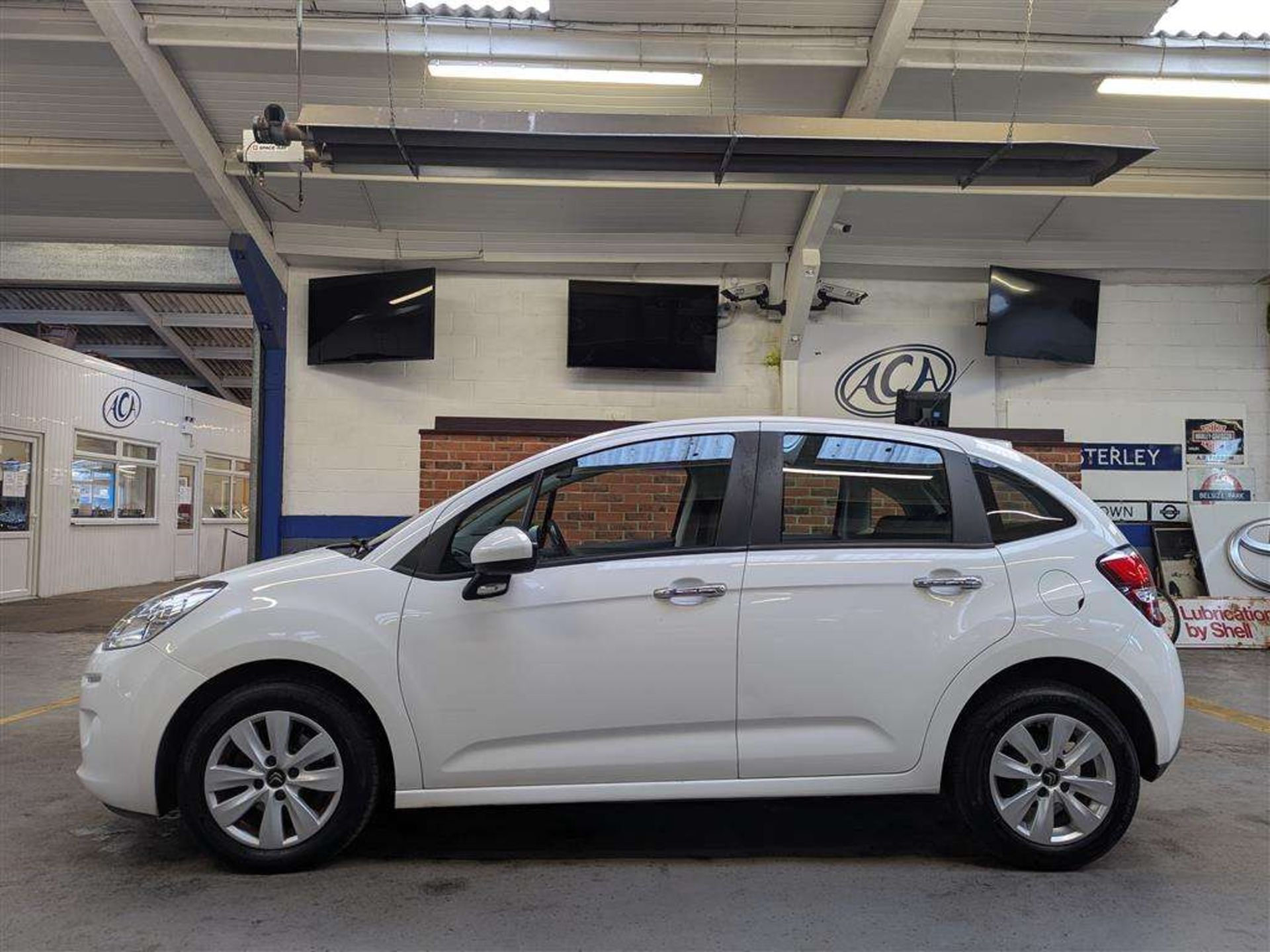 2014 CITROEN C3 VTR + - Image 2 of 28