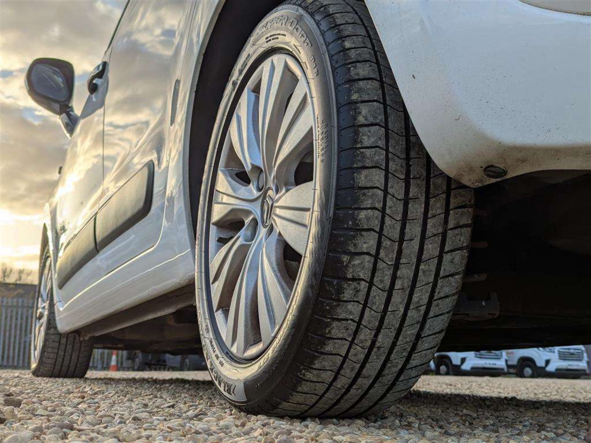 2014 CITROEN C3 PICASSO EXCLUSIVE HDI - Image 10 of 26