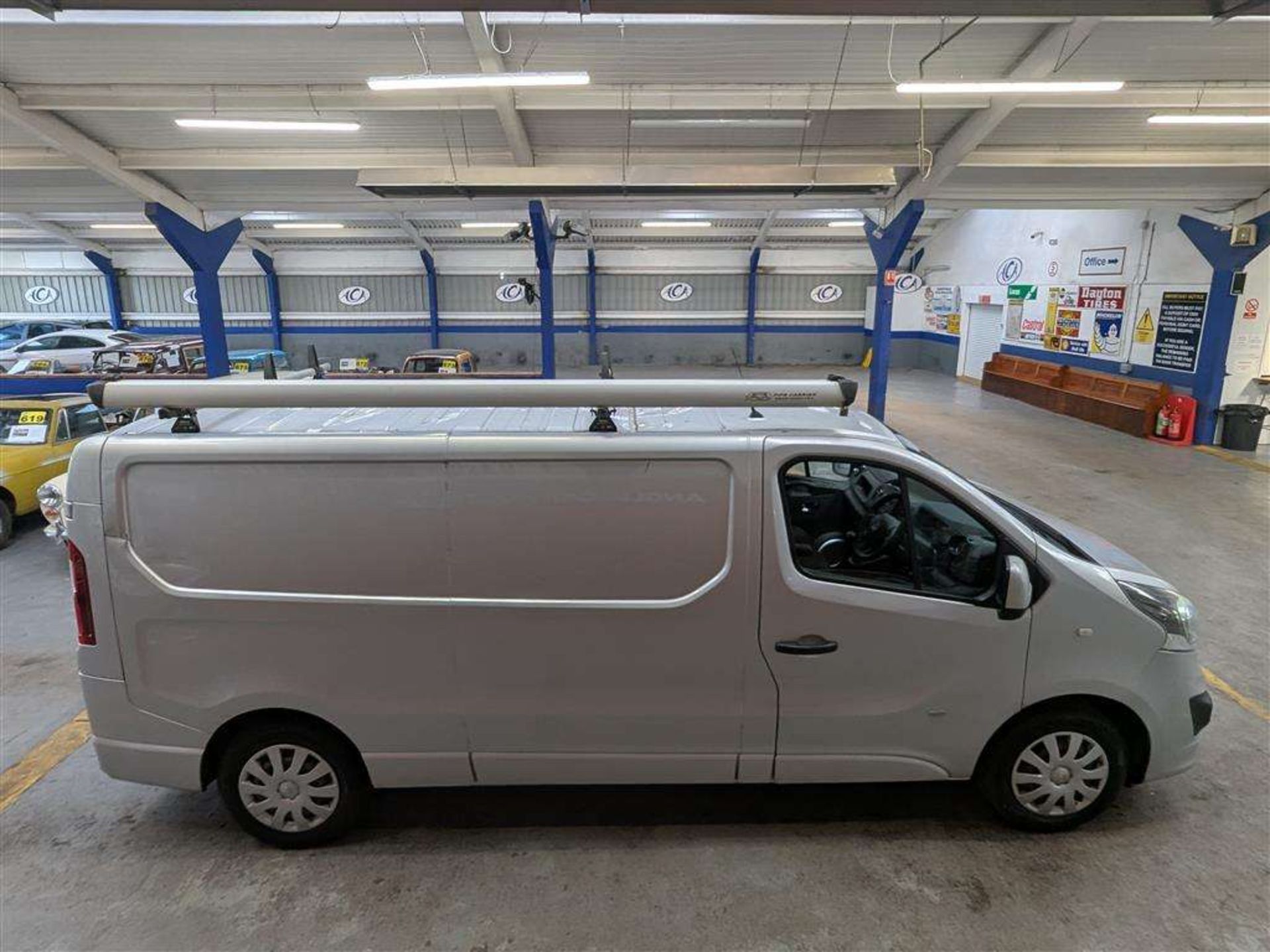 2015 VAUXHALL VIVARO 2900 SPORTIVE CDTI - Image 29 of 30