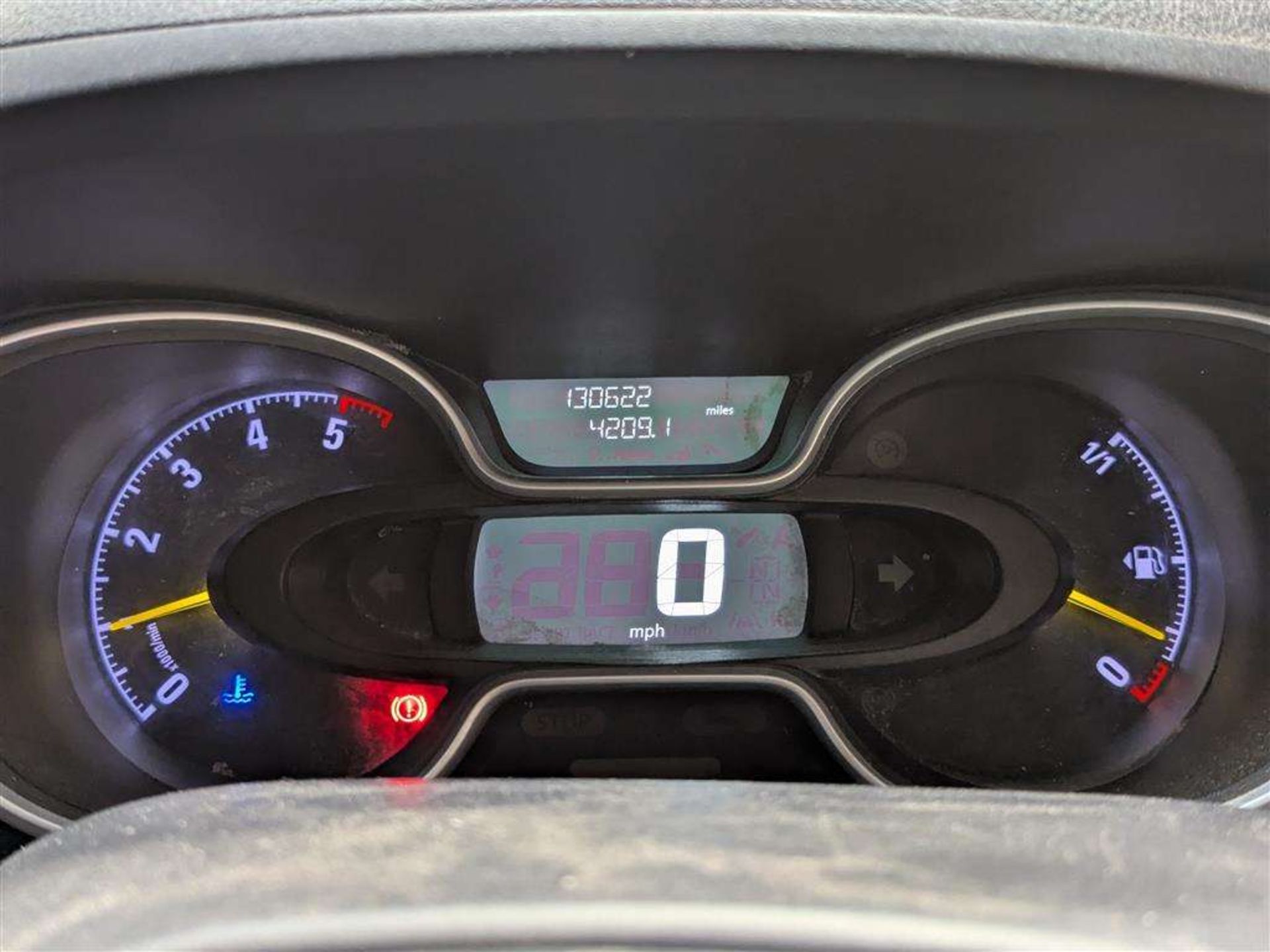 2015 VAUXHALL VIVARO 2900 SPORTIVE CDTI - Image 28 of 30