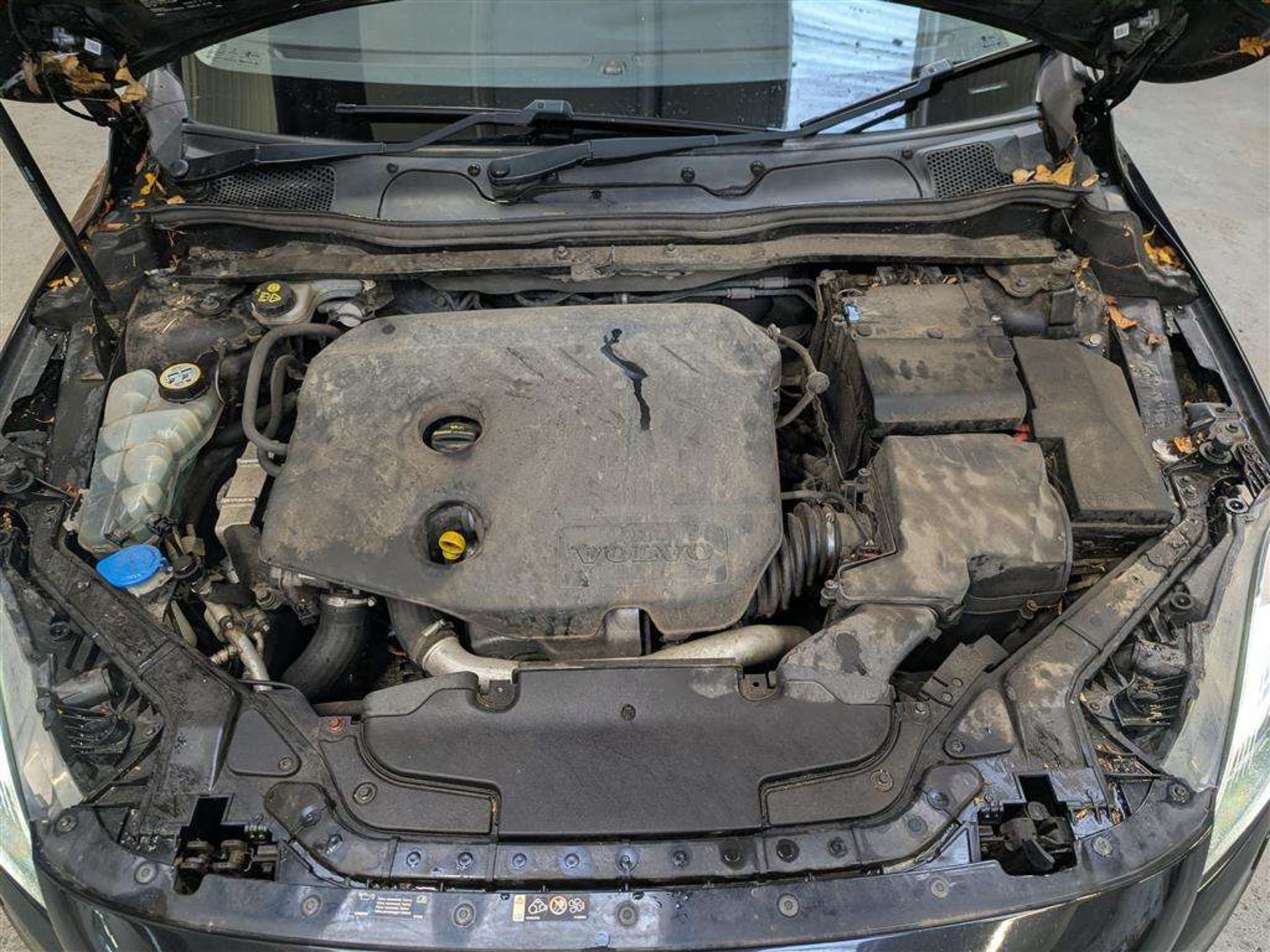 2013 VOLVO V40 CROSS COUNTRY LUX D2 - Image 24 of 29