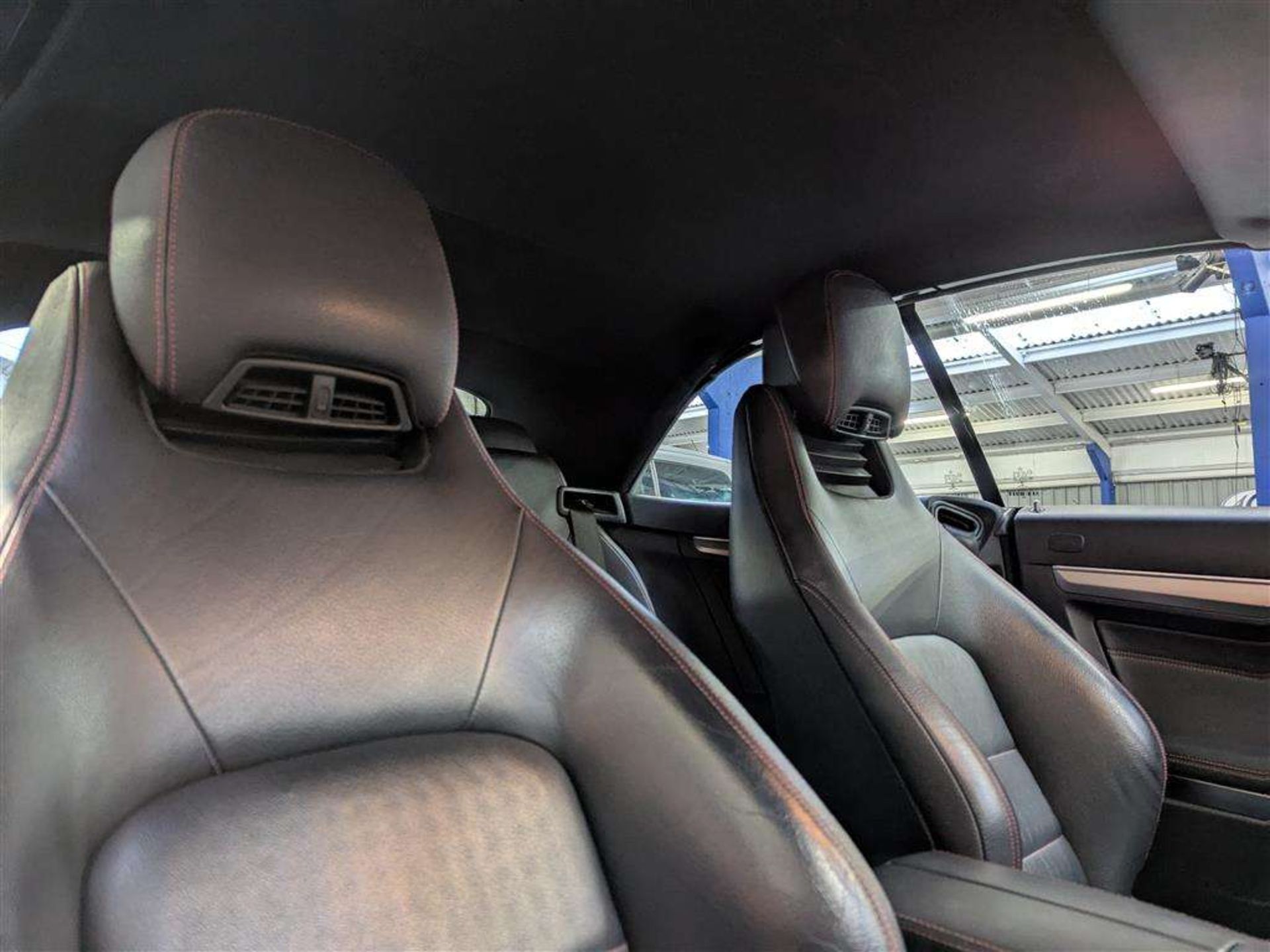 2015 MERCEDES-BENZ E400 AMG LINE AUTO - Image 19 of 26