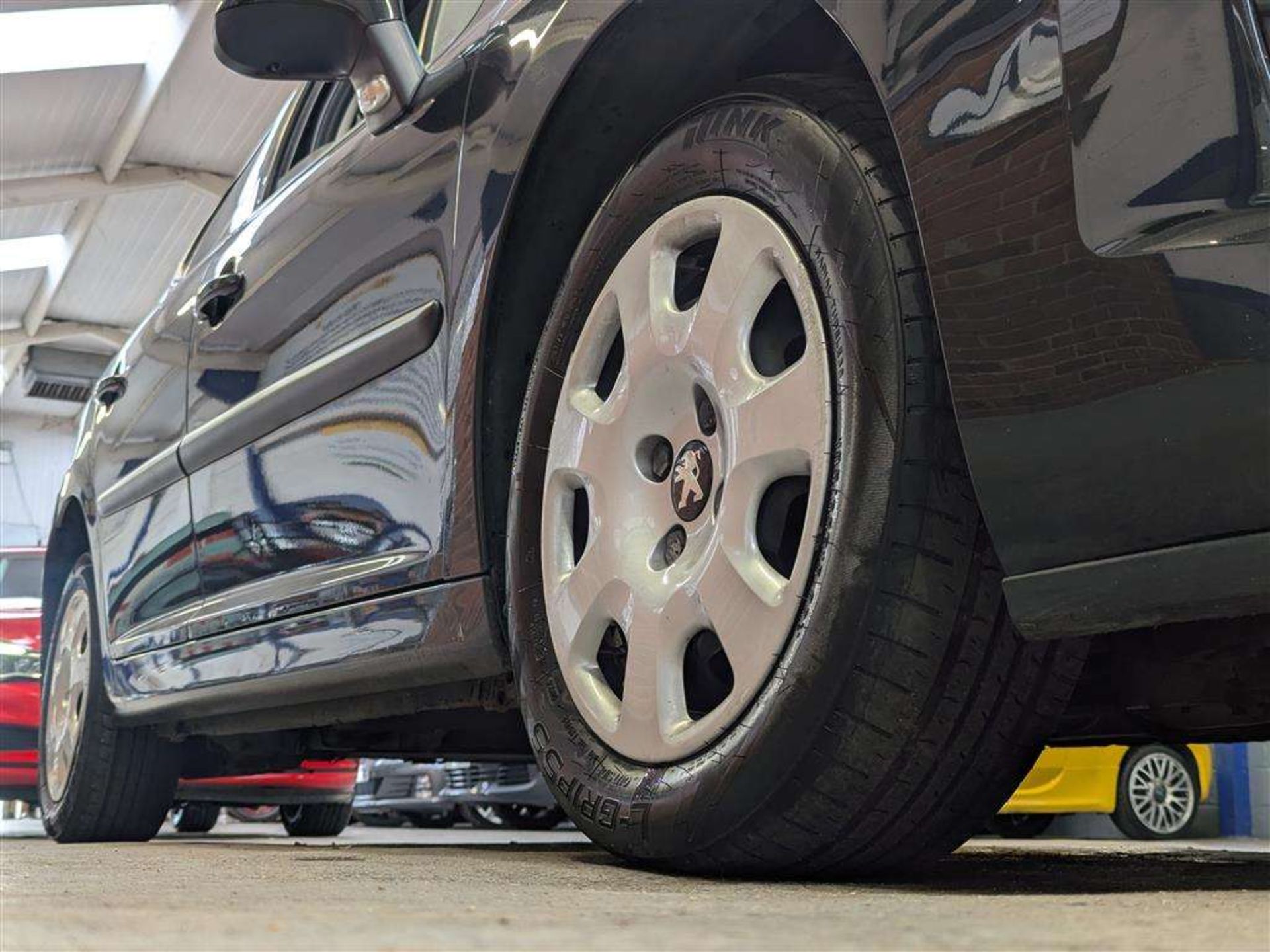 2010 PEUGEOT 207 S - Image 12 of 30