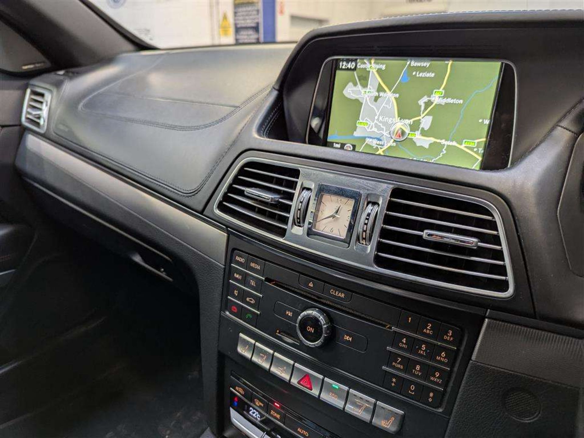 2015 MERCEDES-BENZ E400 AMG LINE AUTO - Image 22 of 26