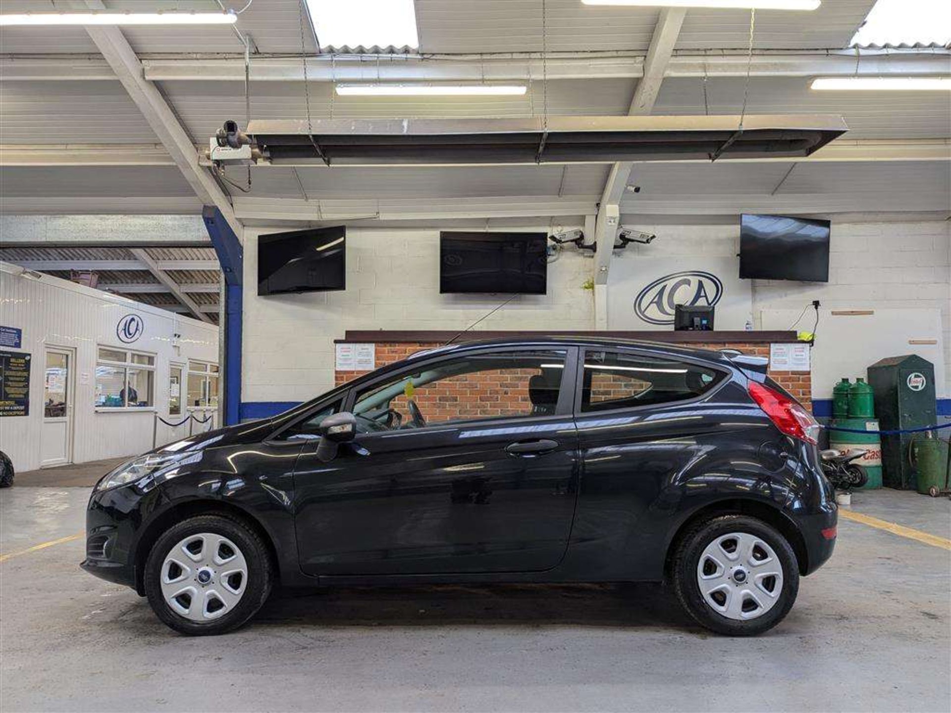 2015 FORD FIESTA STUDIO - Image 2 of 28