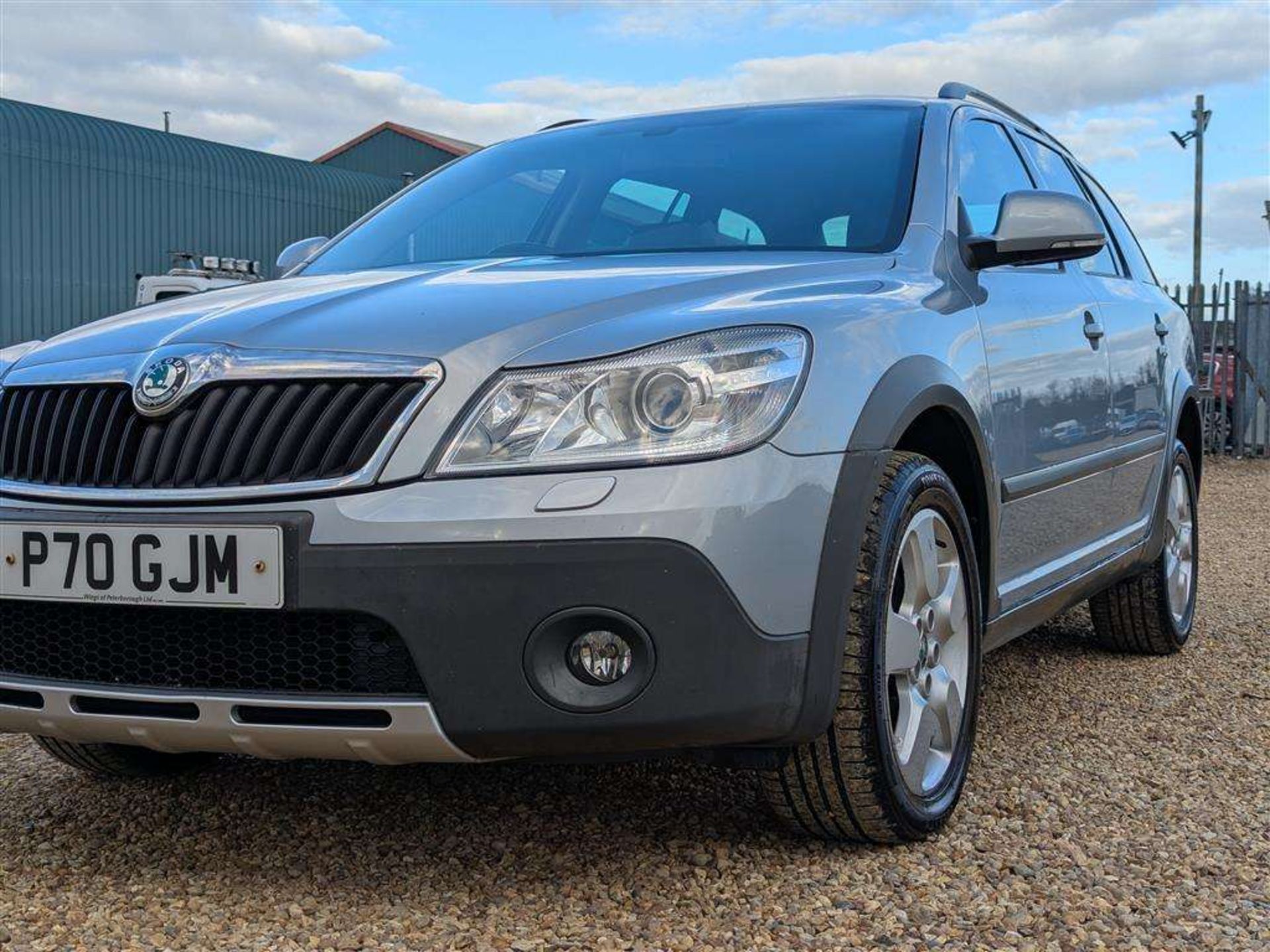 2011 SKODA OCTAVIA SCOUT TDI CR S-A - Image 9 of 30