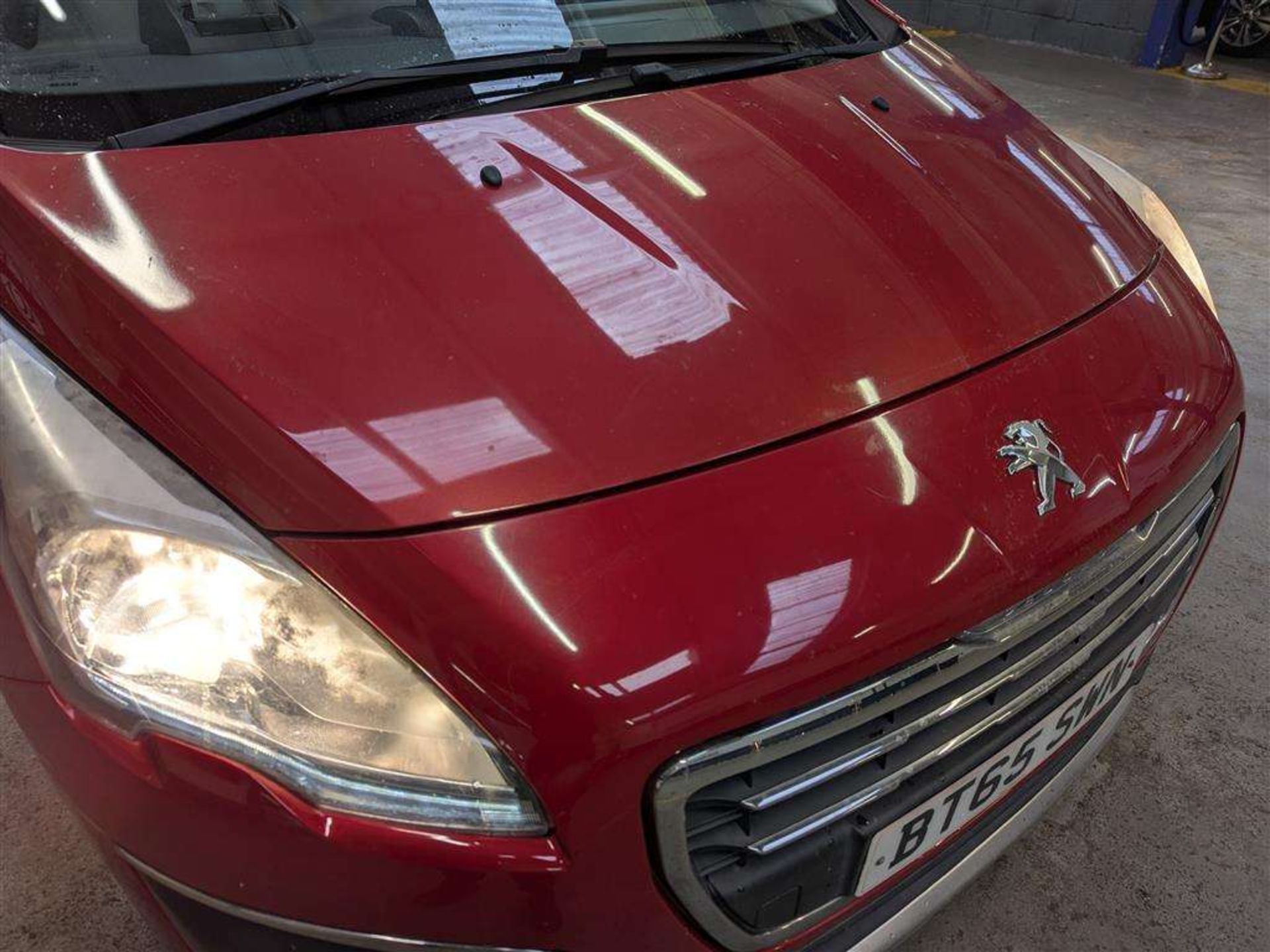 2015 PEUGEOT 3008 ALLURE PURE TECH S/S - Image 24 of 29