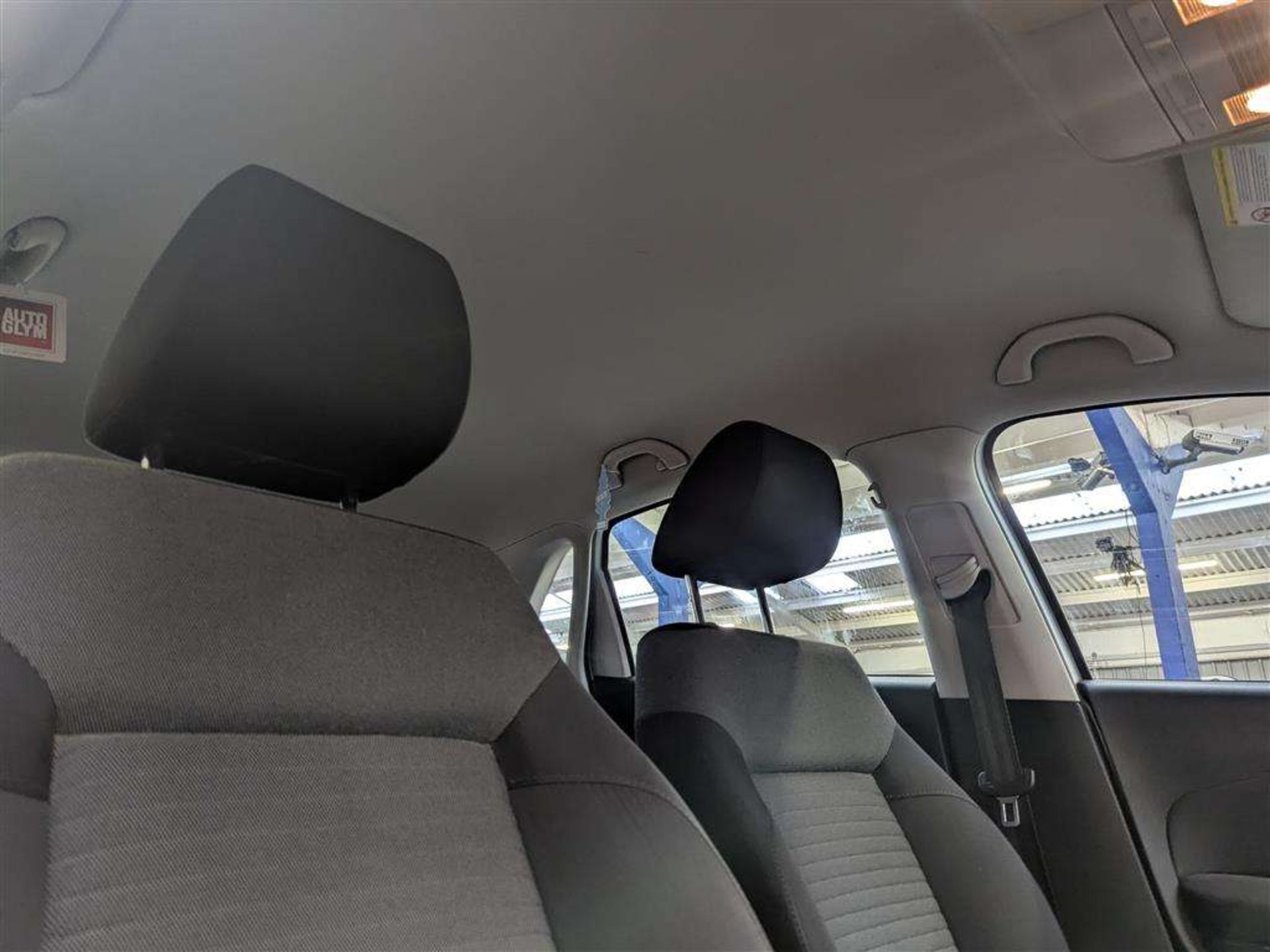 2009 VOLKSWAGEN POLO SE TDI 75 - Image 9 of 30