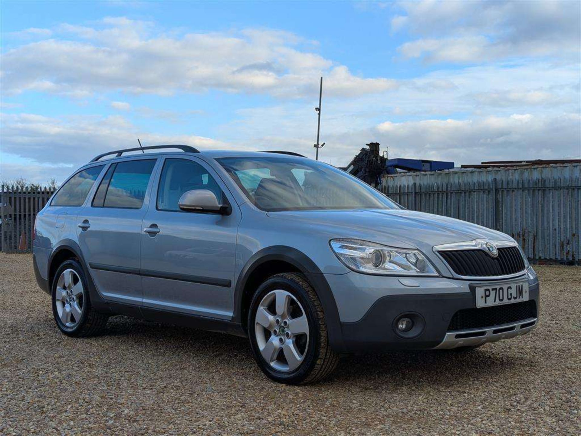 2011 SKODA OCTAVIA SCOUT TDI CR S-A - Image 5 of 30