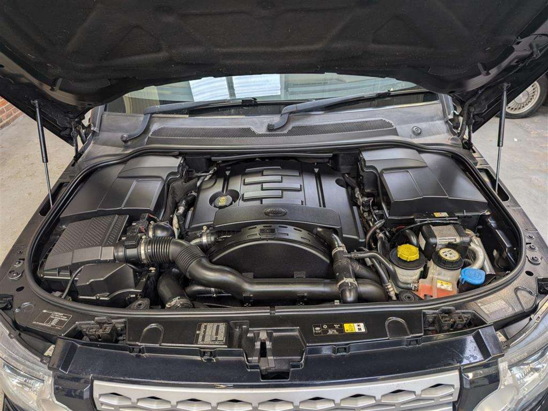 2011 LAND ROVER DISCOVERY HSE SDV6 AUTO - Image 20 of 54